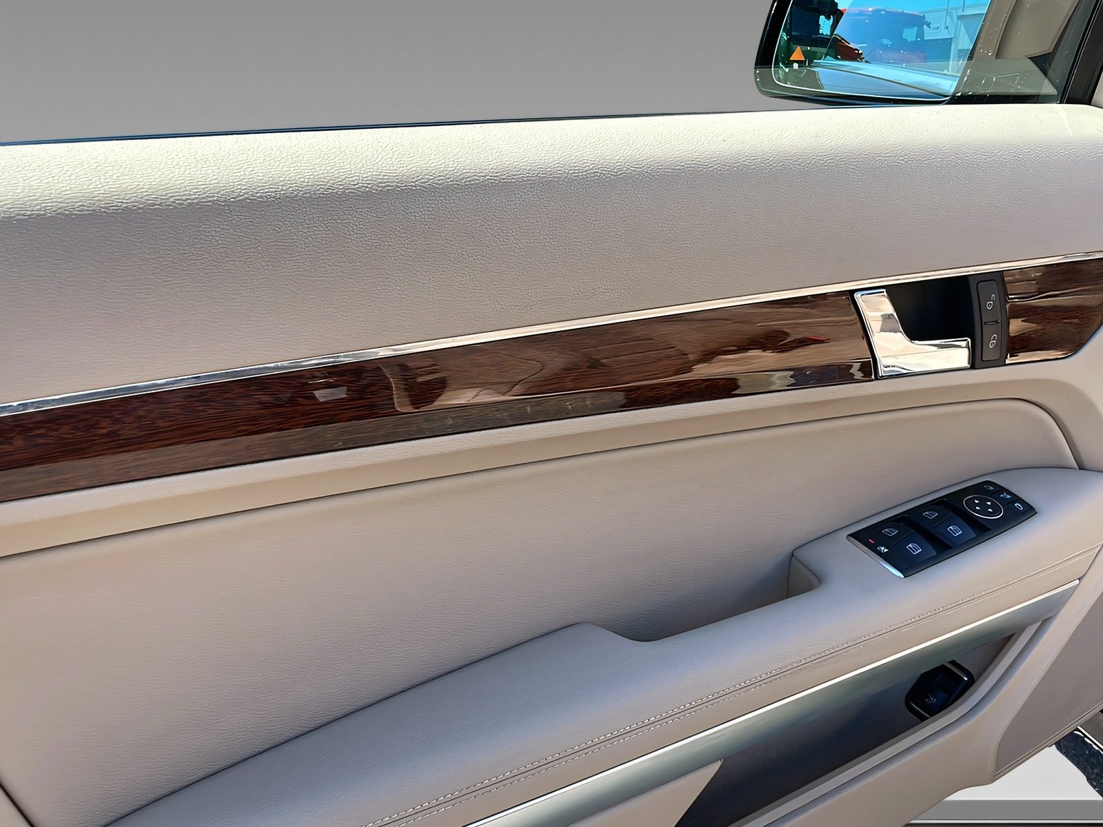 E 250 Cabrio DISTR+Kam+MemSitze+VK im Auftrag Bild 14