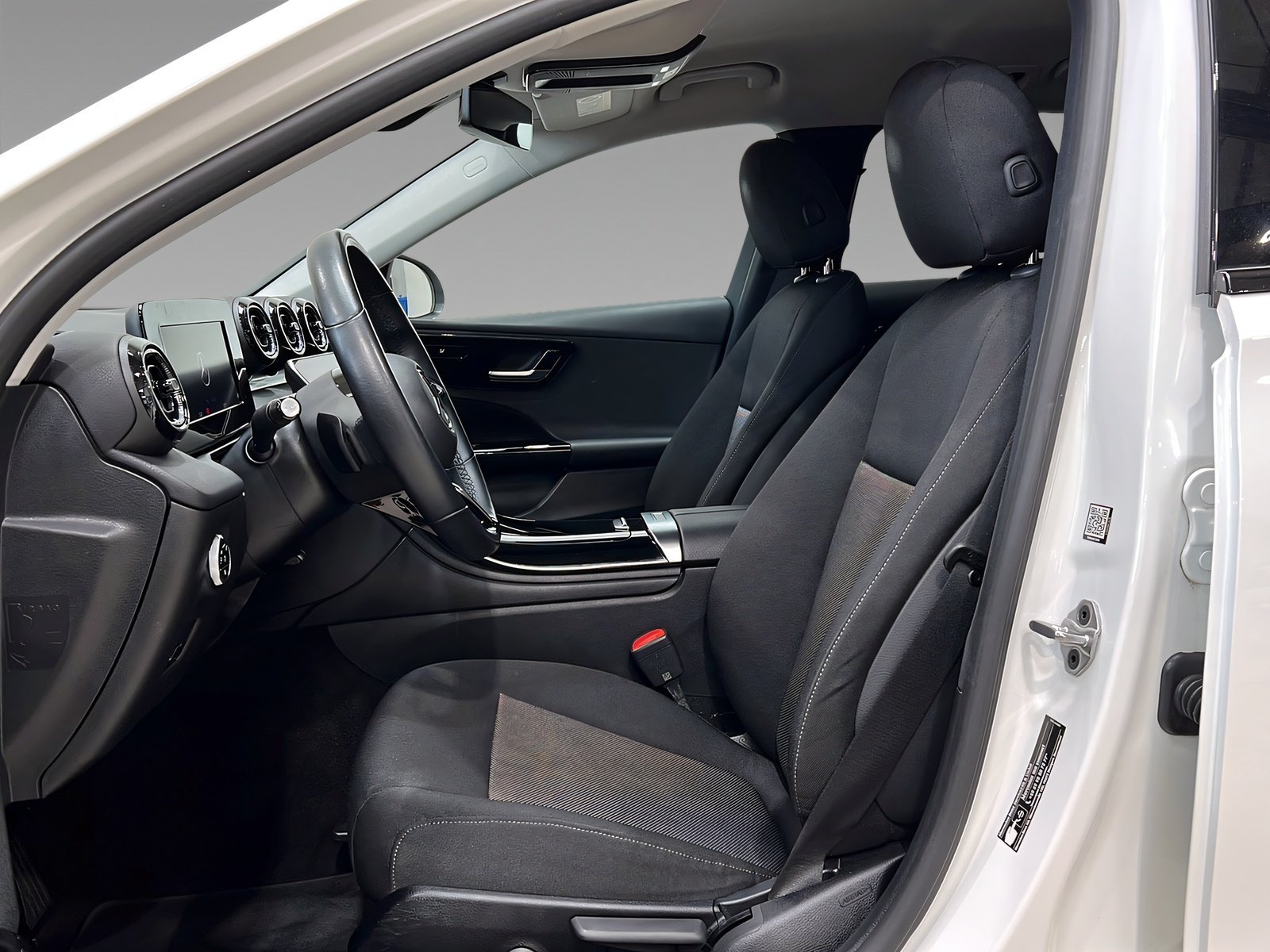 C 200 d T AVANTGARDE+LED+NIGHT+Kame+CarPlay+Ambi Bild 9