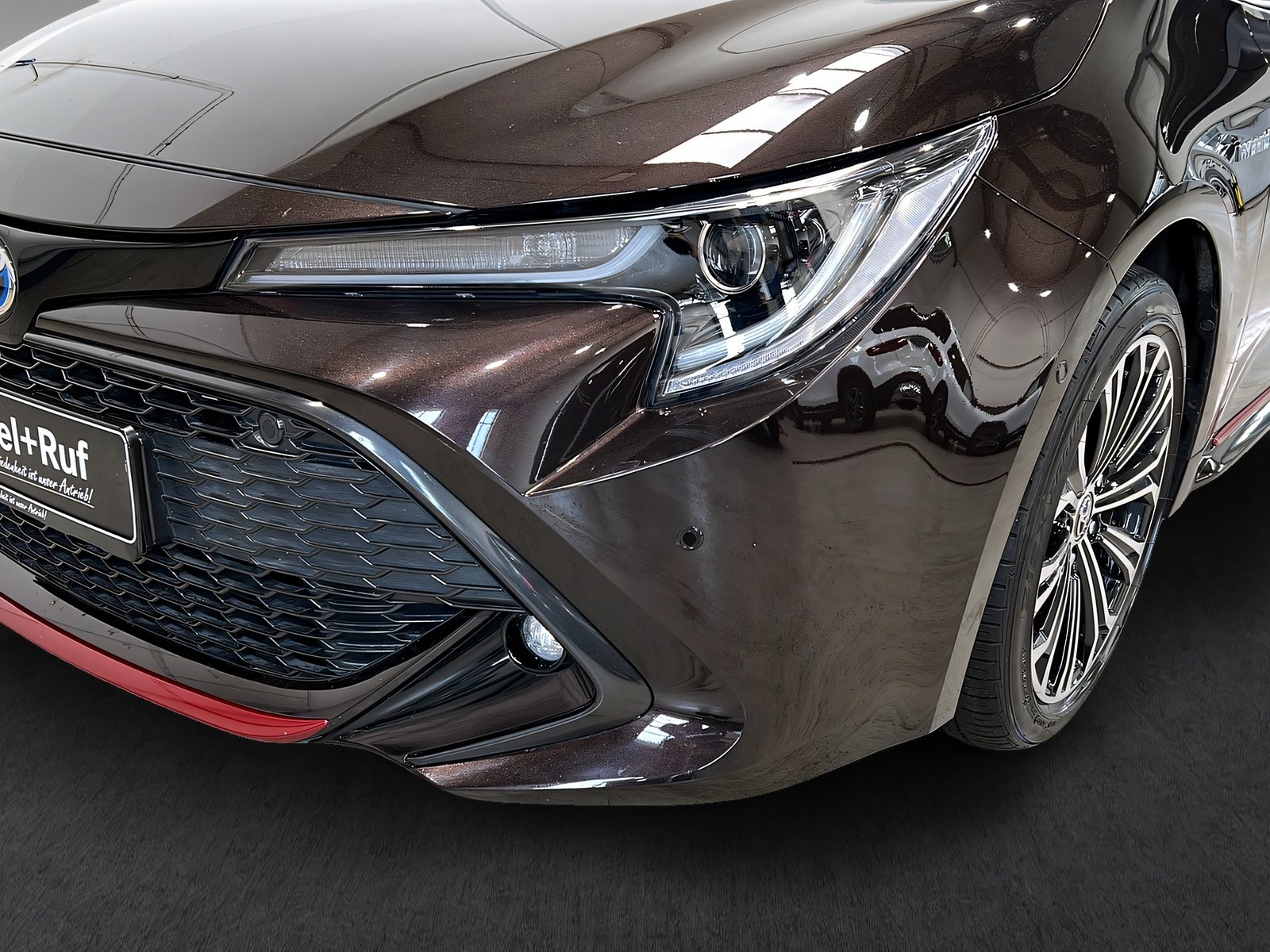 Corolla 2.0 Hybrid Club Sports Touring Bild 3