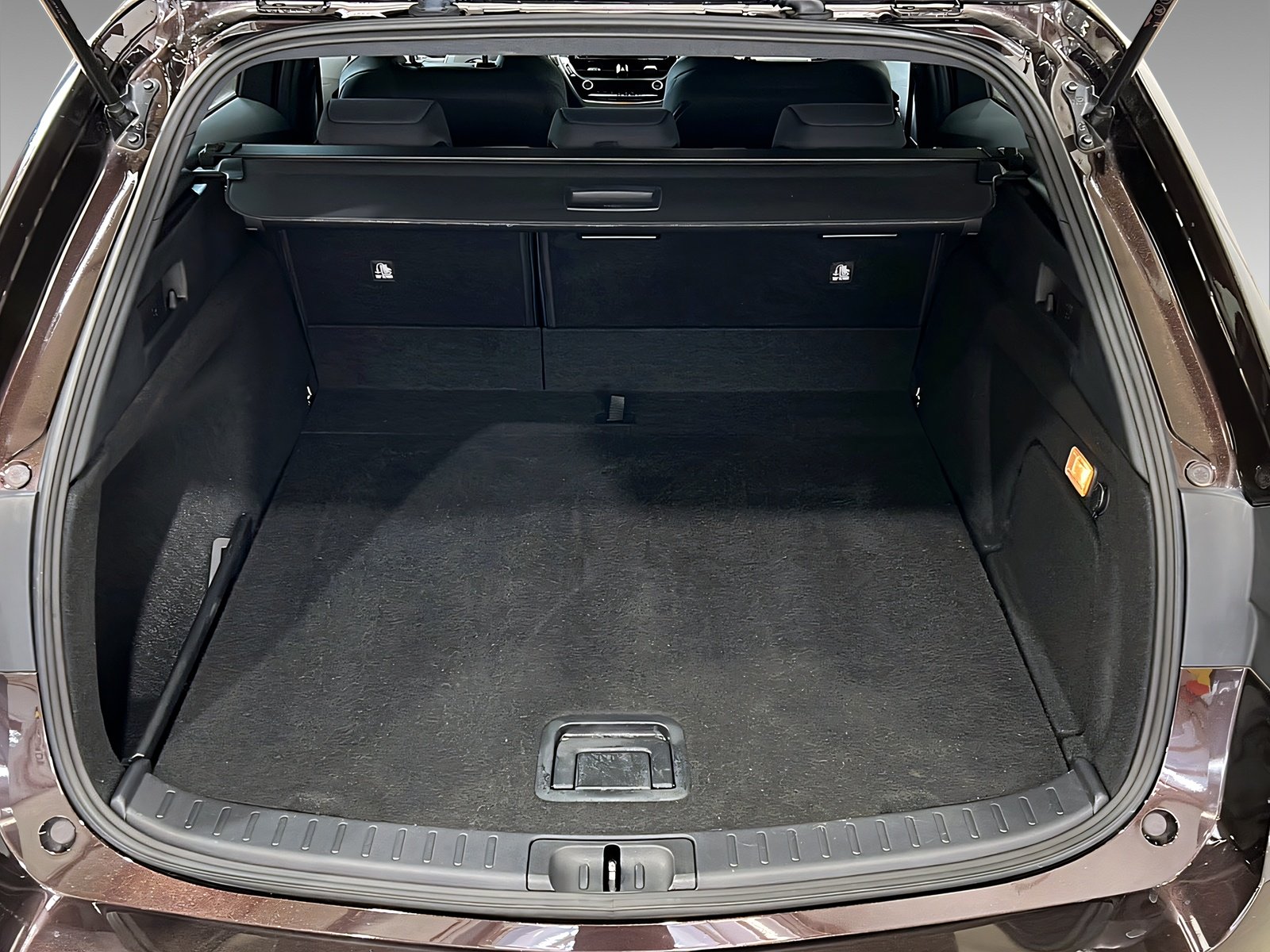 Corolla 2.0 Hybrid Club Sports Touring Bild 8