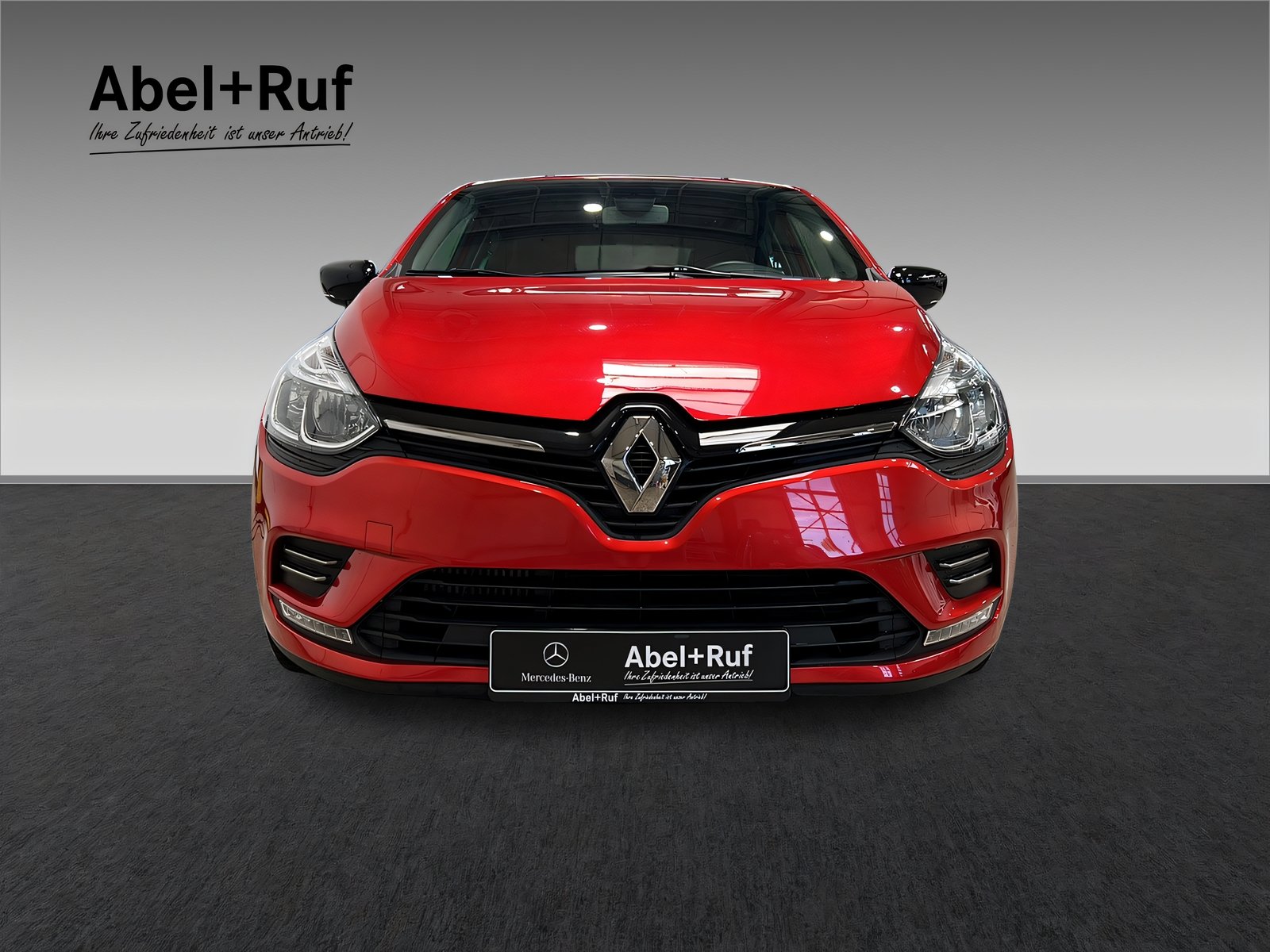 Clio IV Limited DeLuxe+Tempomat+Navi+SHz+PDC+DAB Bild 2