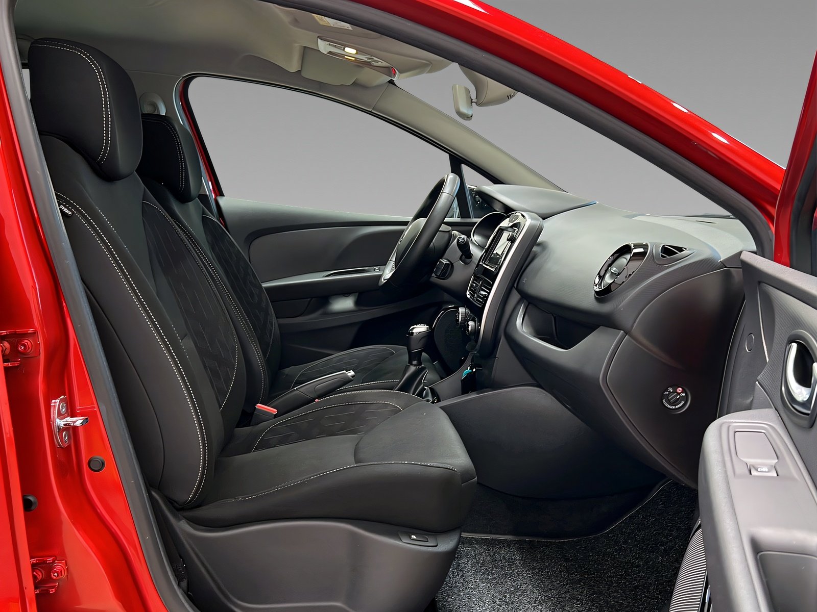 Clio IV Limited DeLuxe+Tempomat+Navi+SHz+PDC+DAB Bild 12
