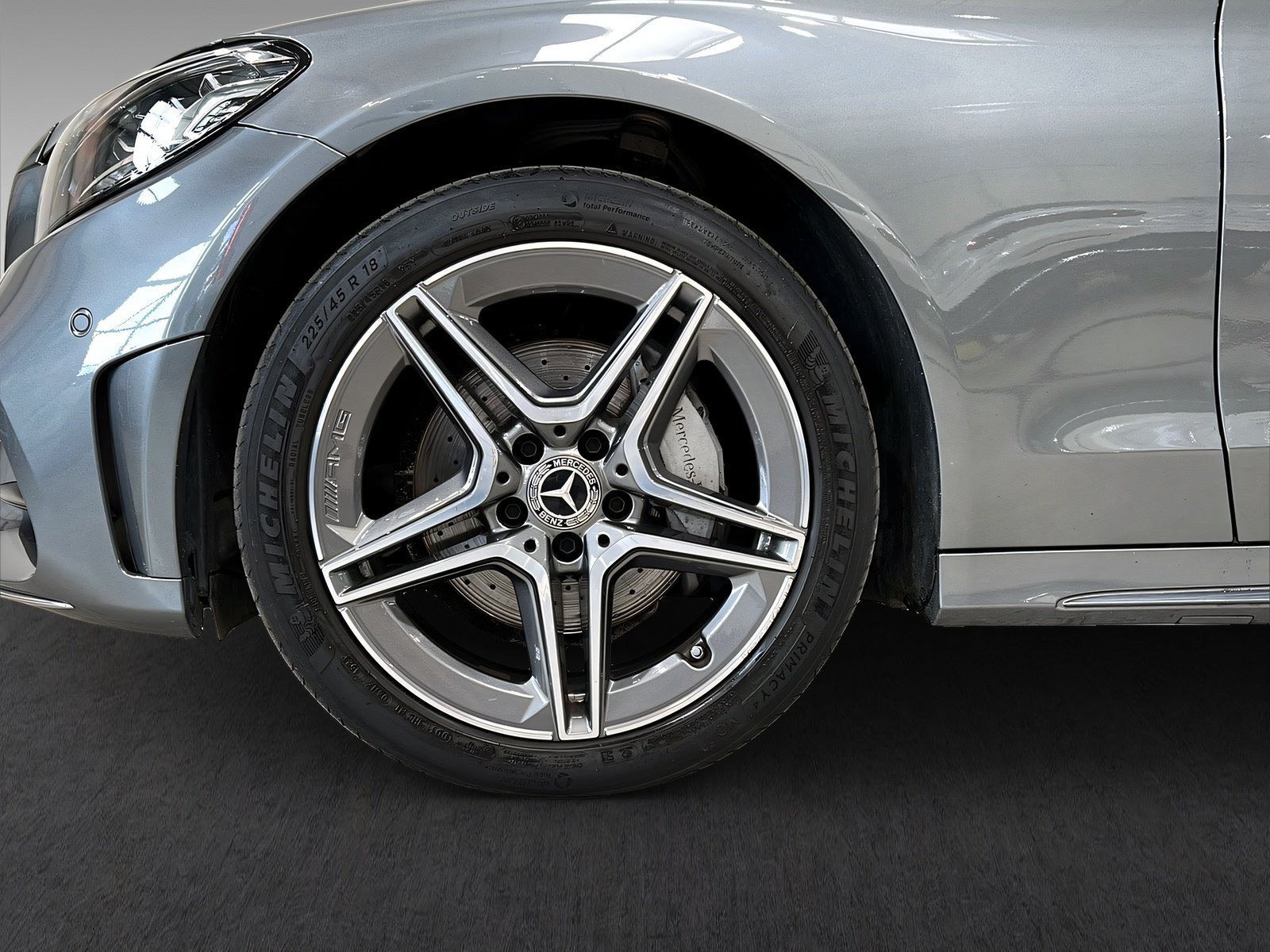 C 220d 4M T AMG+LED+Carplay+StandHz+SHZ+AHK+360° Bild 4