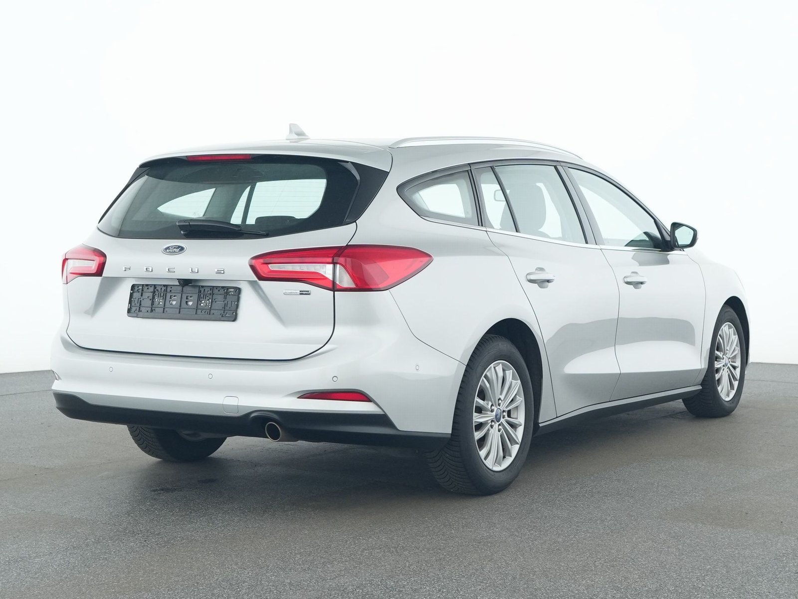 Ford Focus Turnier Titanium Tempomat+LrHz+TotW Bild 5