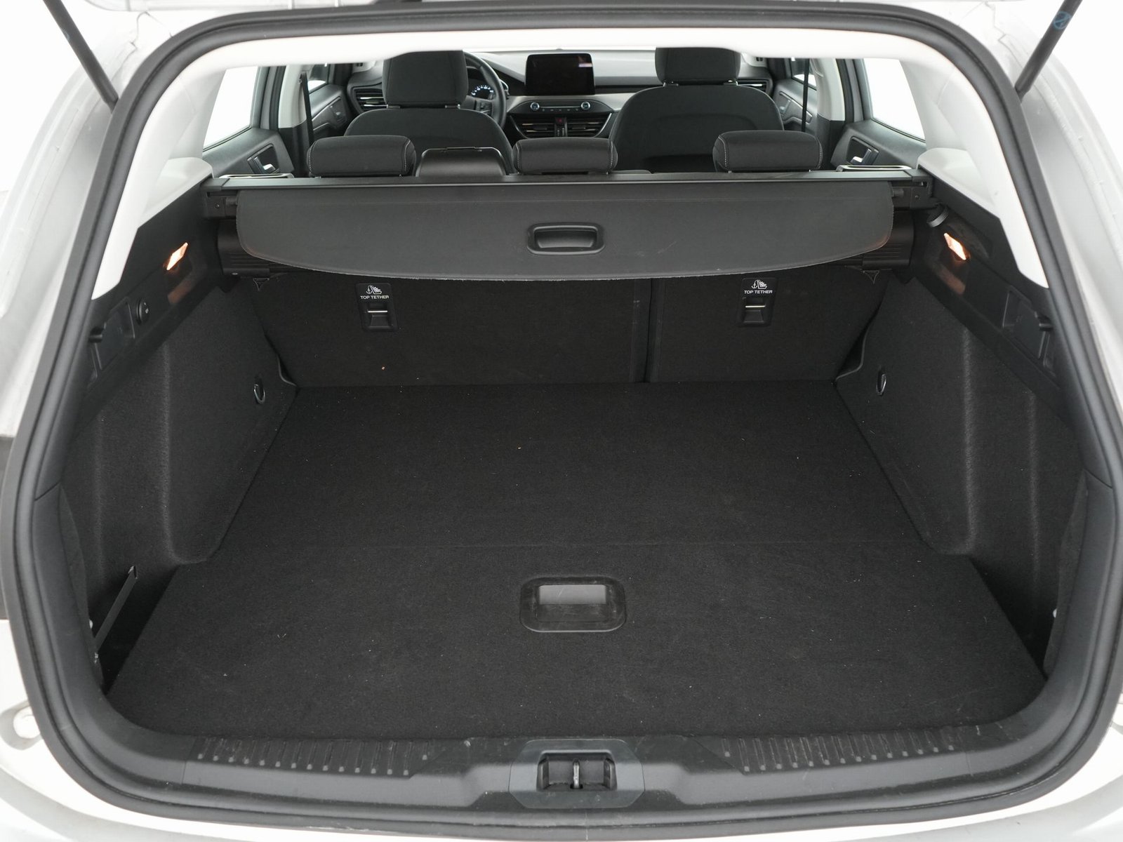 Ford Focus Turnier Titanium Tempomat+LrHz+TotW Bild 9
