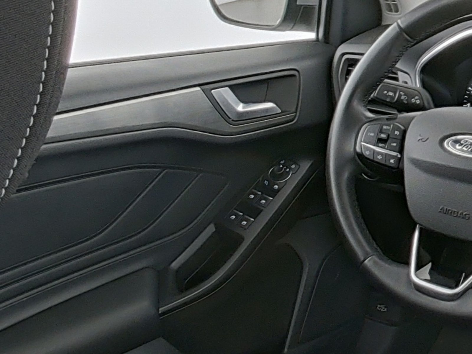 Ford Focus Turnier Titanium Tempomat+Kamera+TotW Bild 19