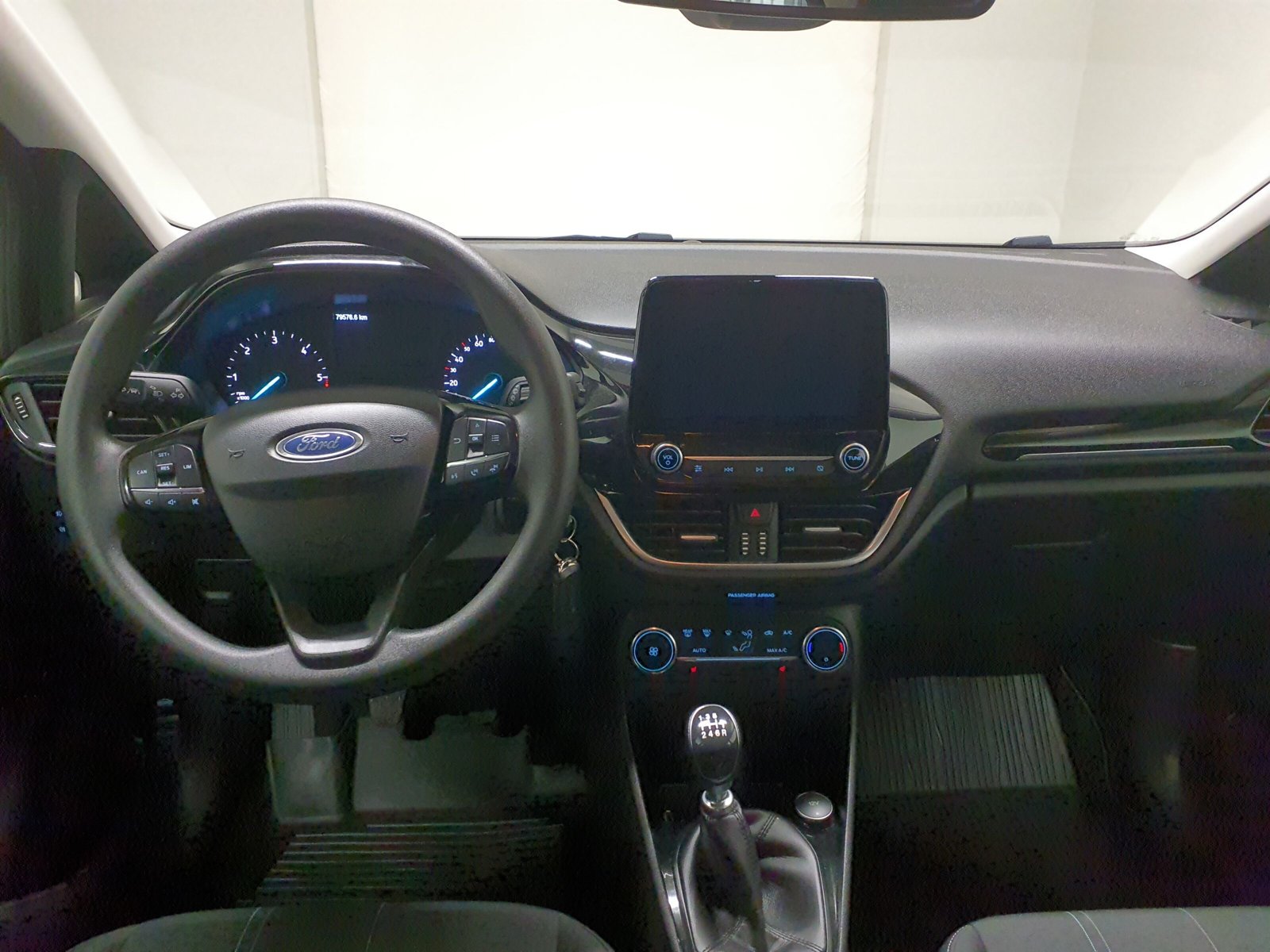Ford Fiesta Cool & Connect Sitzheizung+PDC Bild 12