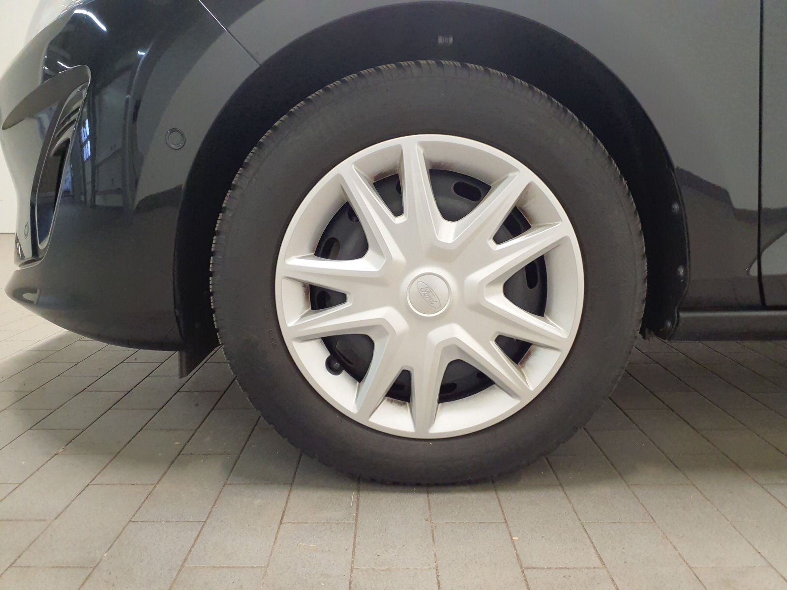 Ford Fiesta Cool & Connect Sitzheizung+PDC Bild 15