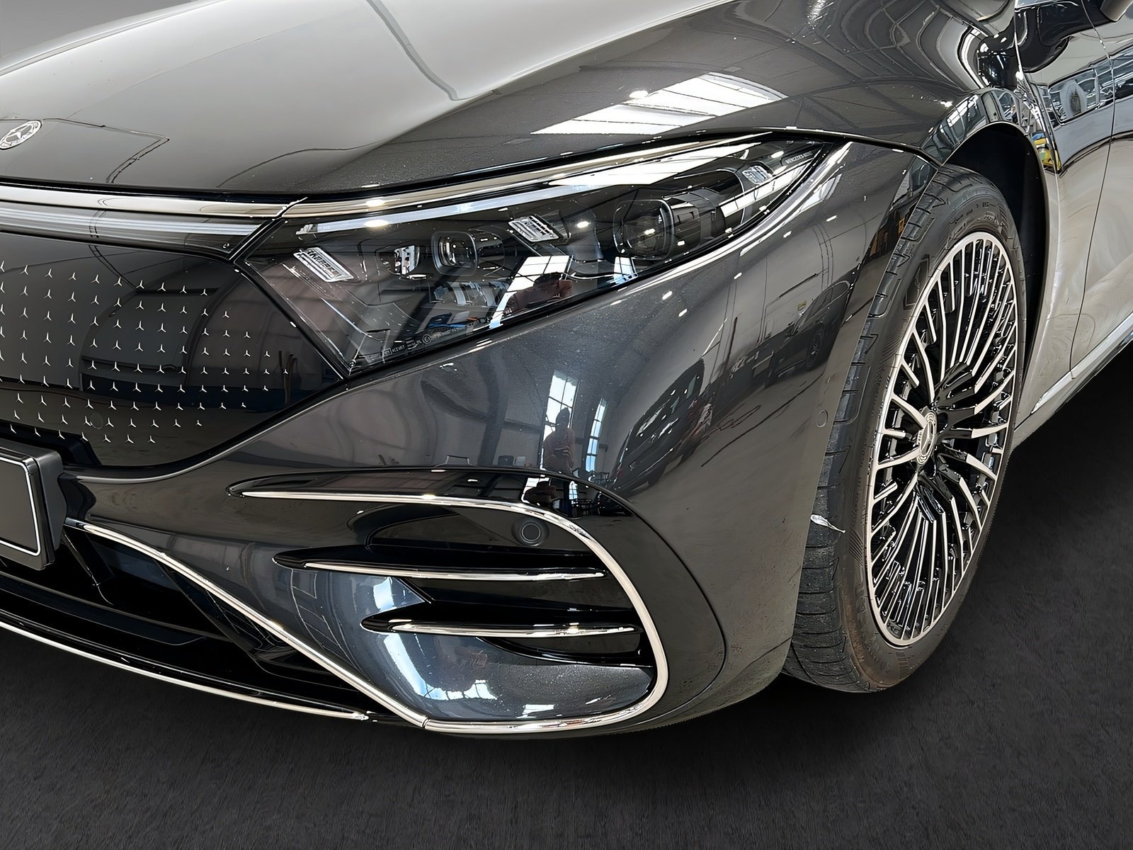EQS 450+ AMG+DIGITAL+DISTRO+Burme+Pano+HuD+360° Bild 3