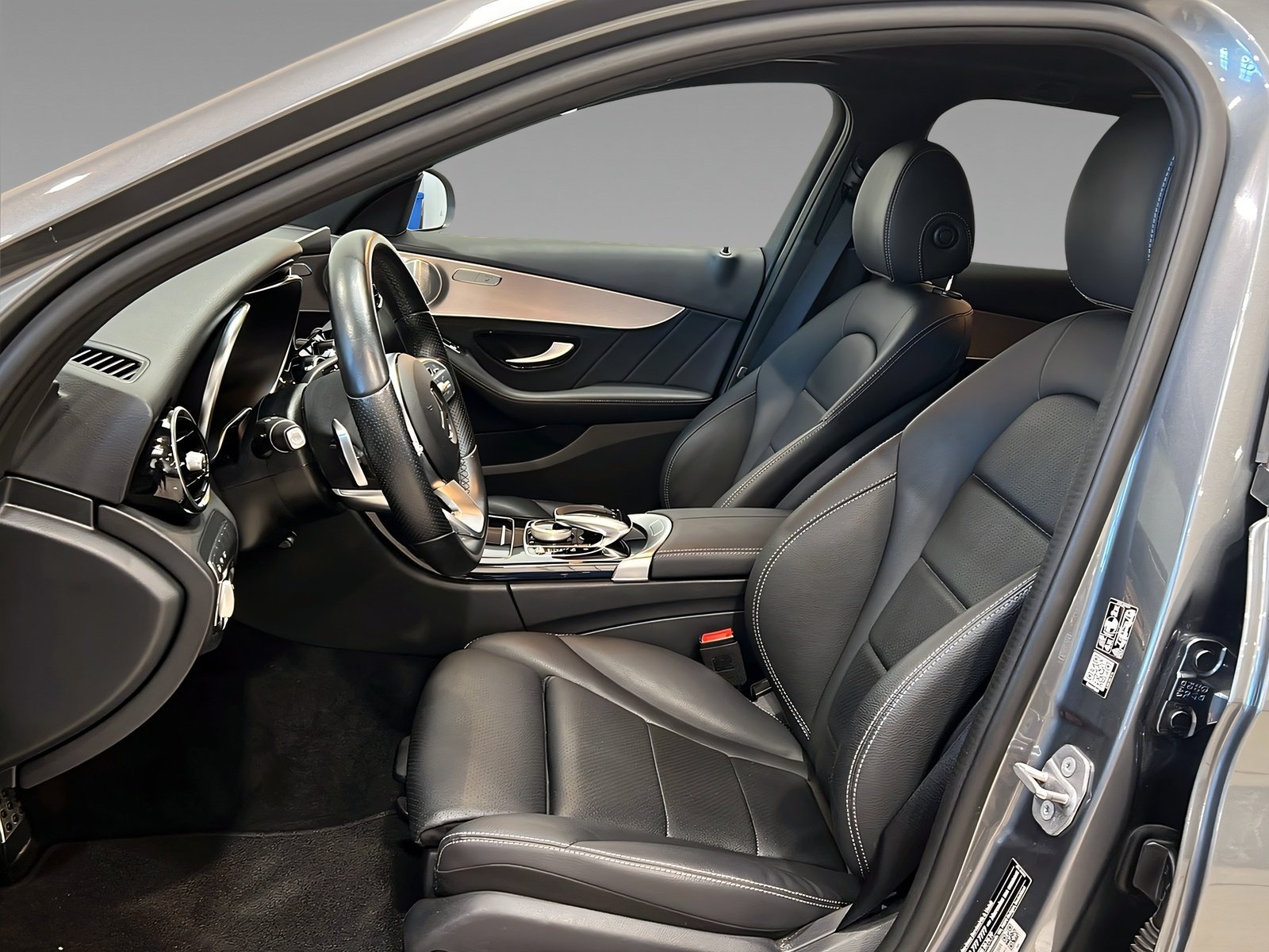 C 300 d 4M T AMG+MULTI+DISTR+Burme+Pano+StHz+AHK Bild 9