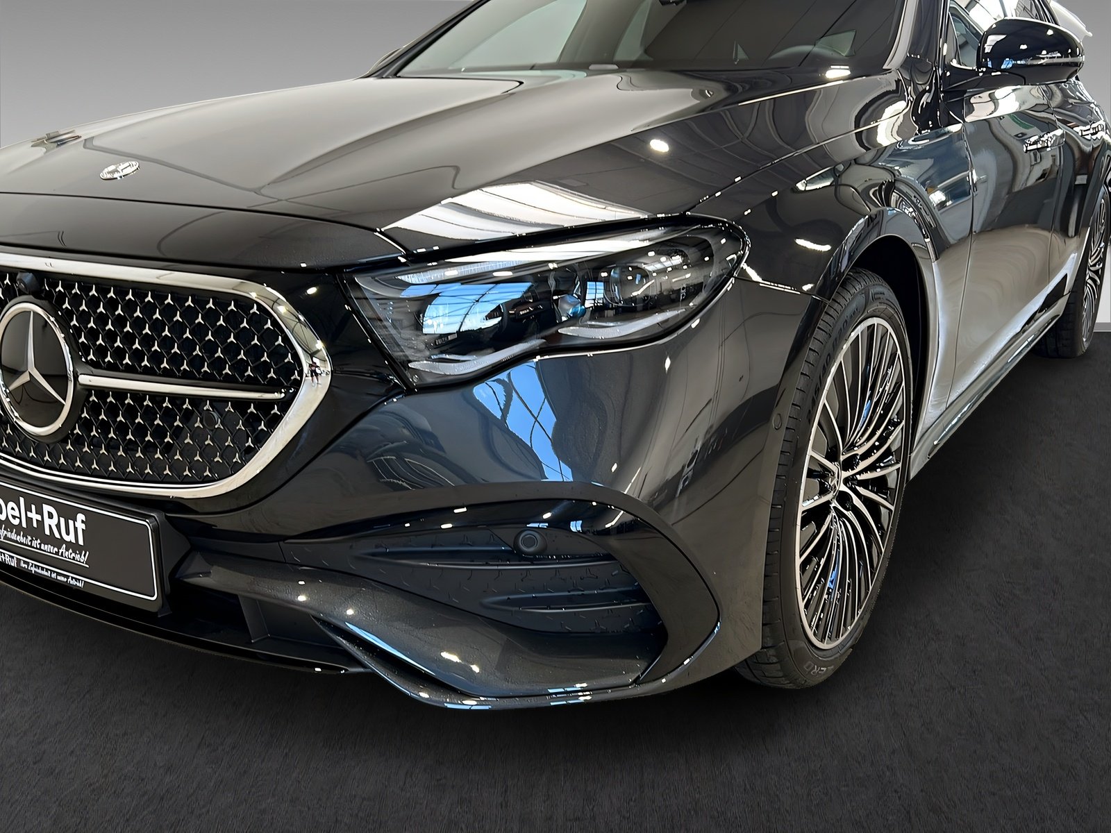 E 450 d 4M T AMG+DISTR+SUPERSCREEN+Burm+AHK+360° Bild 15