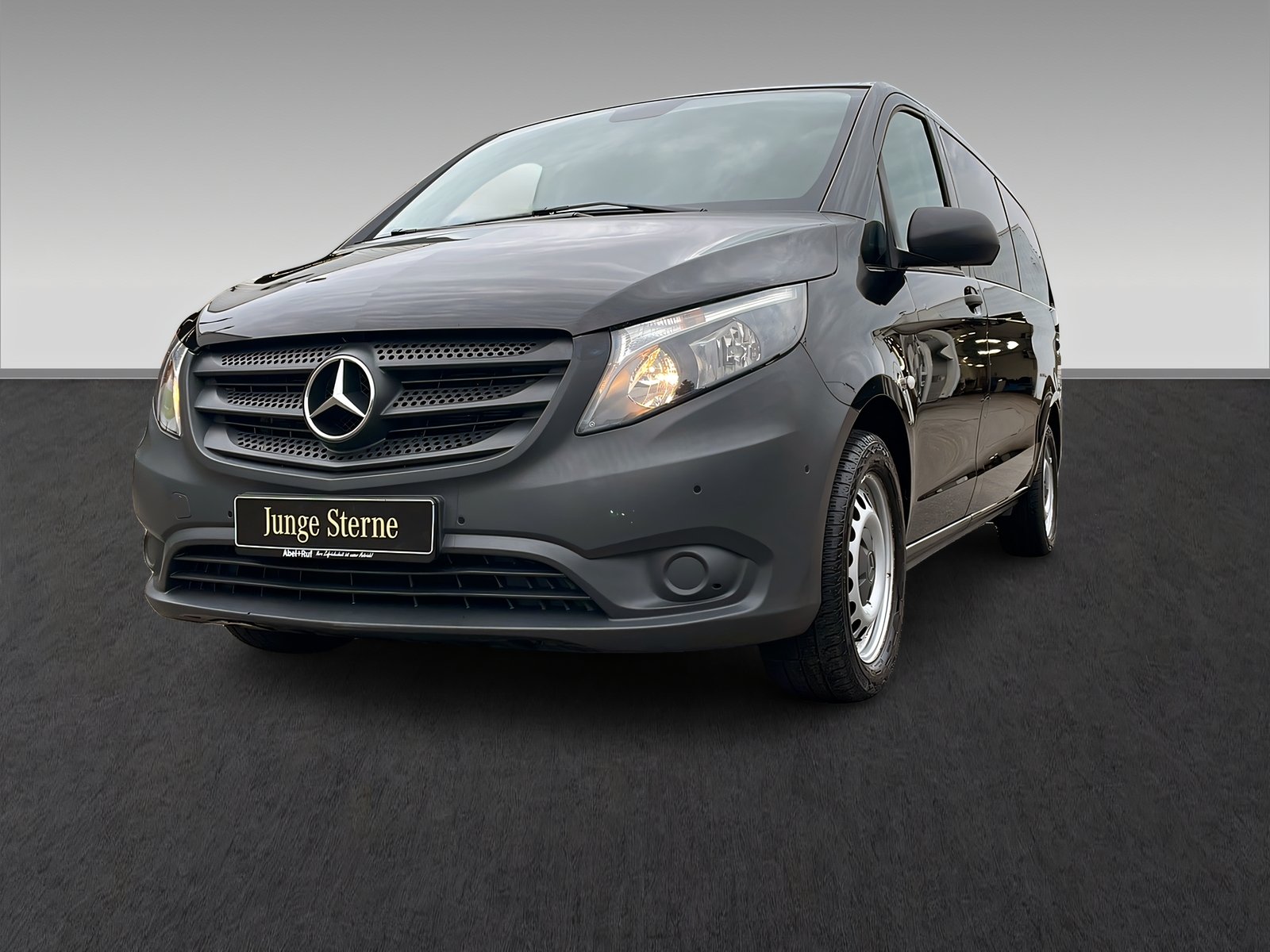 Vito 119 CDI 4x4 Tourer PRO Extralang Tempo+AHK Bild 3
