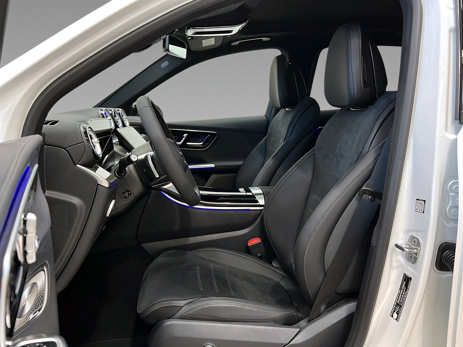 GLC 200 4M AMG+DIGITAL+NIGHT+Burme+Pano+AHK+360° Bild 8