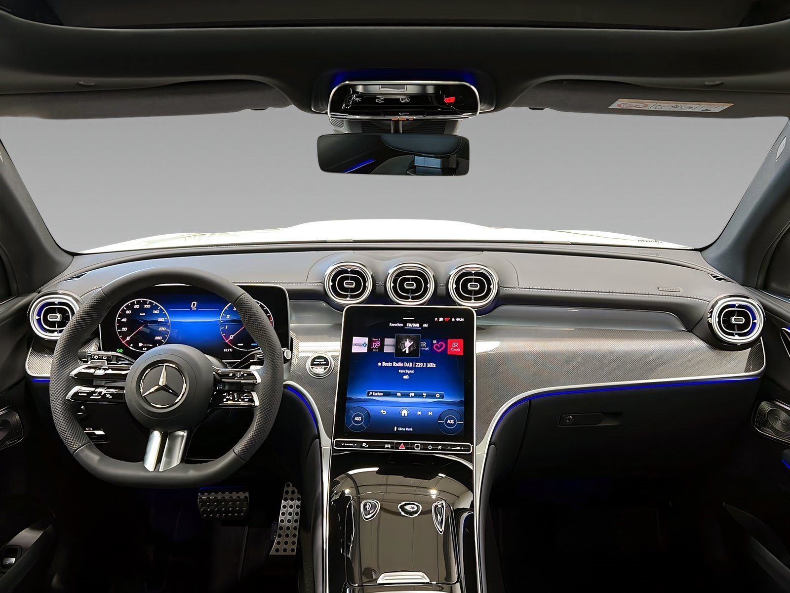GLC 200 4M AMG+DIGITAL+NIGHT+Burme+Pano+AHK+360° Bild 10