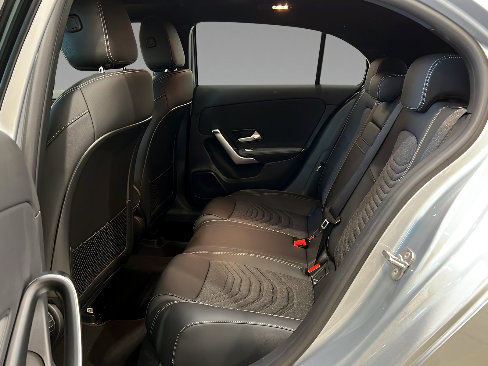 A 200 PROGRESSIVE+MULTI+Kamera+Pano+CarPlay+LrHz Bild 9
