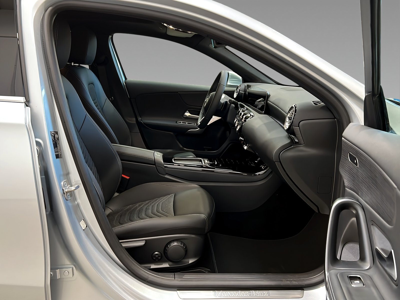 A 200 PROGRESSIVE+MULTI+Kamera+Pano+CarPlay+LrHz Bild 14