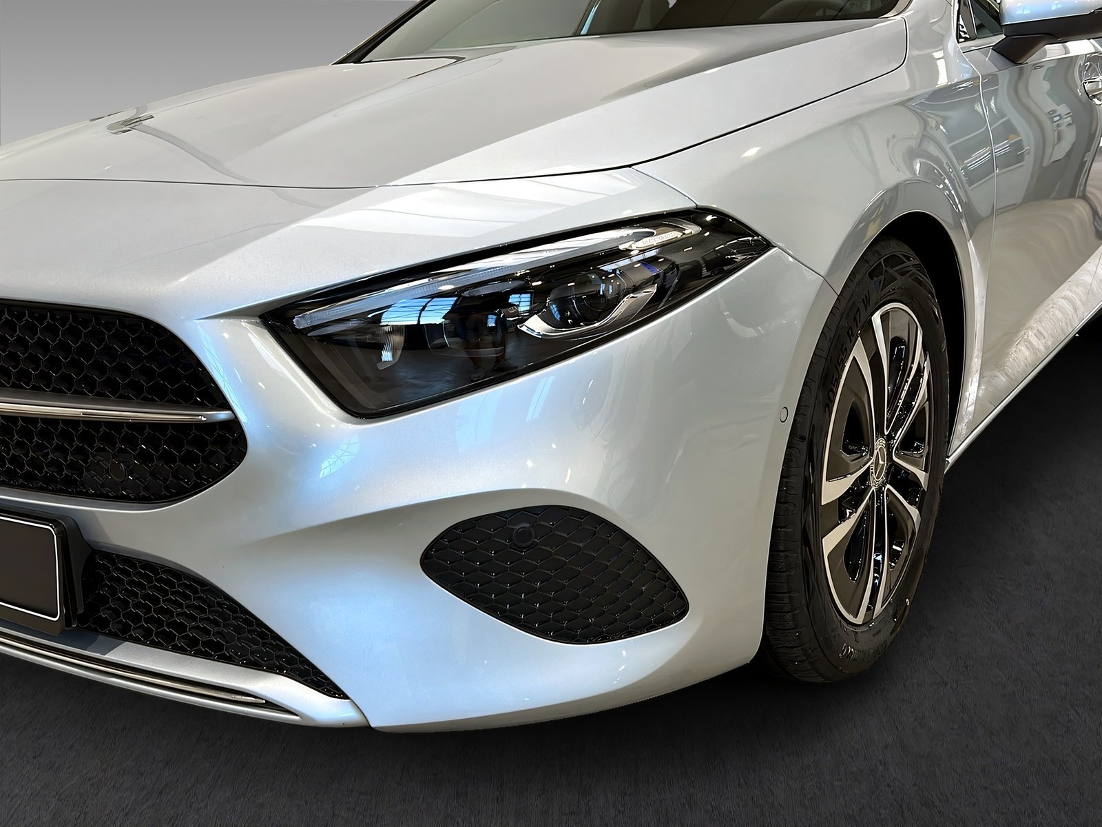 A 200 PROGRESSIVE+MULTI+Kamera+Pano+CarPlay+LrHz Bild 15