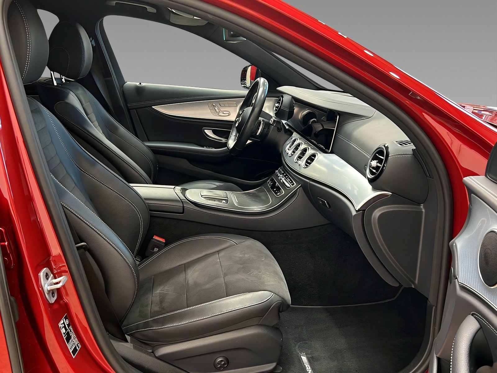 E 300 de 4M AMG+MULTI+DISTRO+NIGHT+Memo+AHK+360° Bild 12