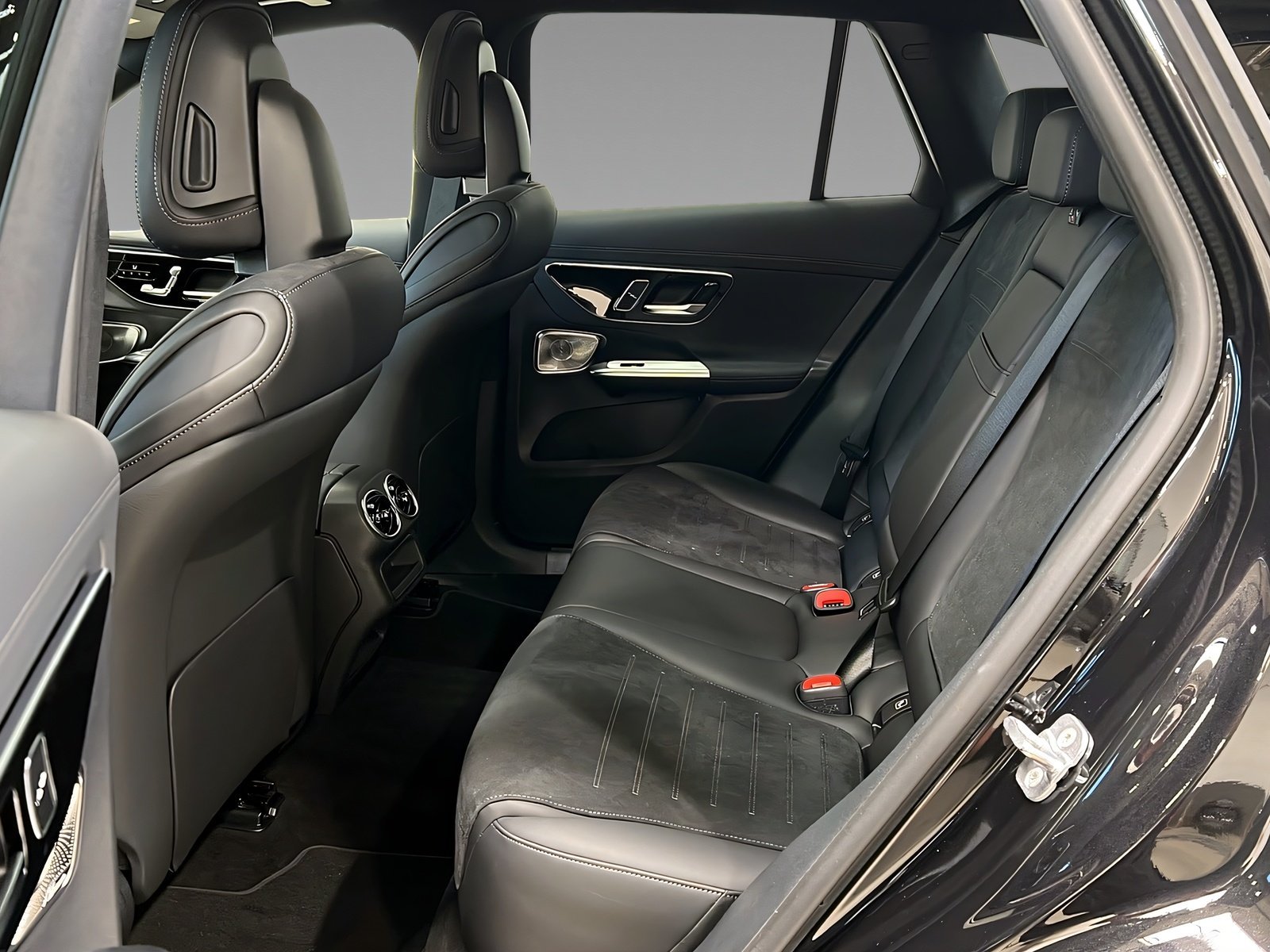 GLC 220 d 4M AMG+DIGITAL+NIGHT+Memo+Burm+AHK+360 Bild 9