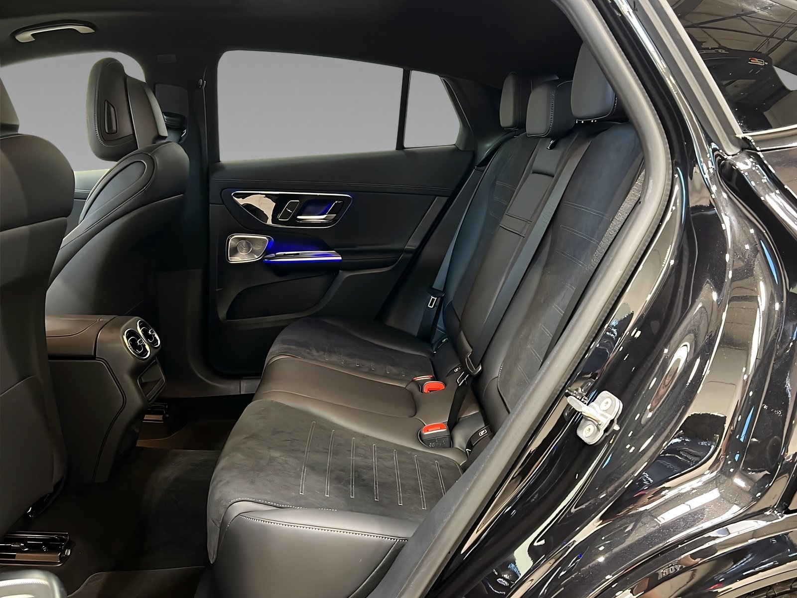 GLC 220d 4M Coupé AMG+DIGITAL+NIGHT+Memo+AHK+360 Bild 9