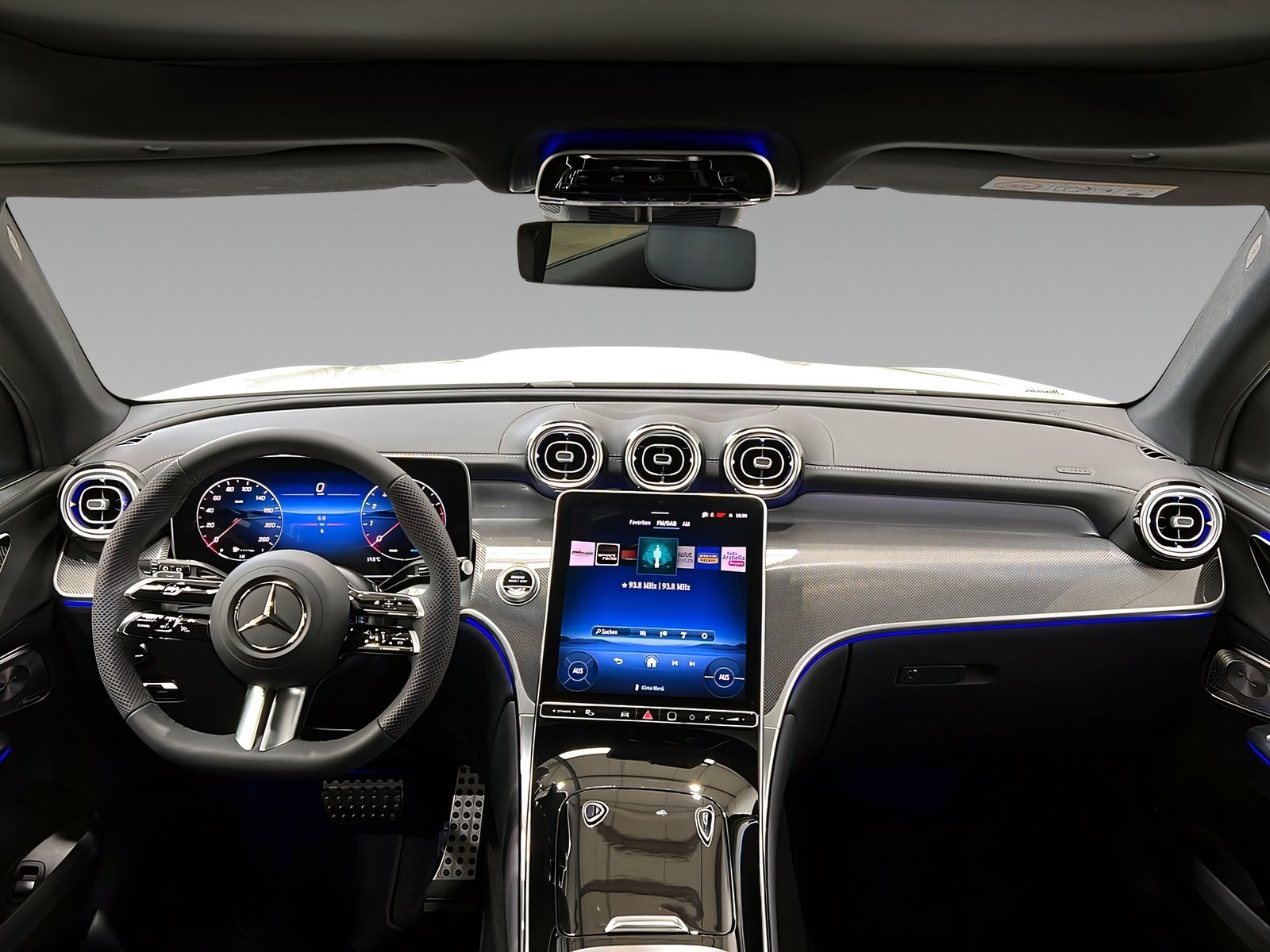 GLC 200 4M AMG+DIGITAL+NIGHT+Memo+Pano+AHK+360° Bild 10