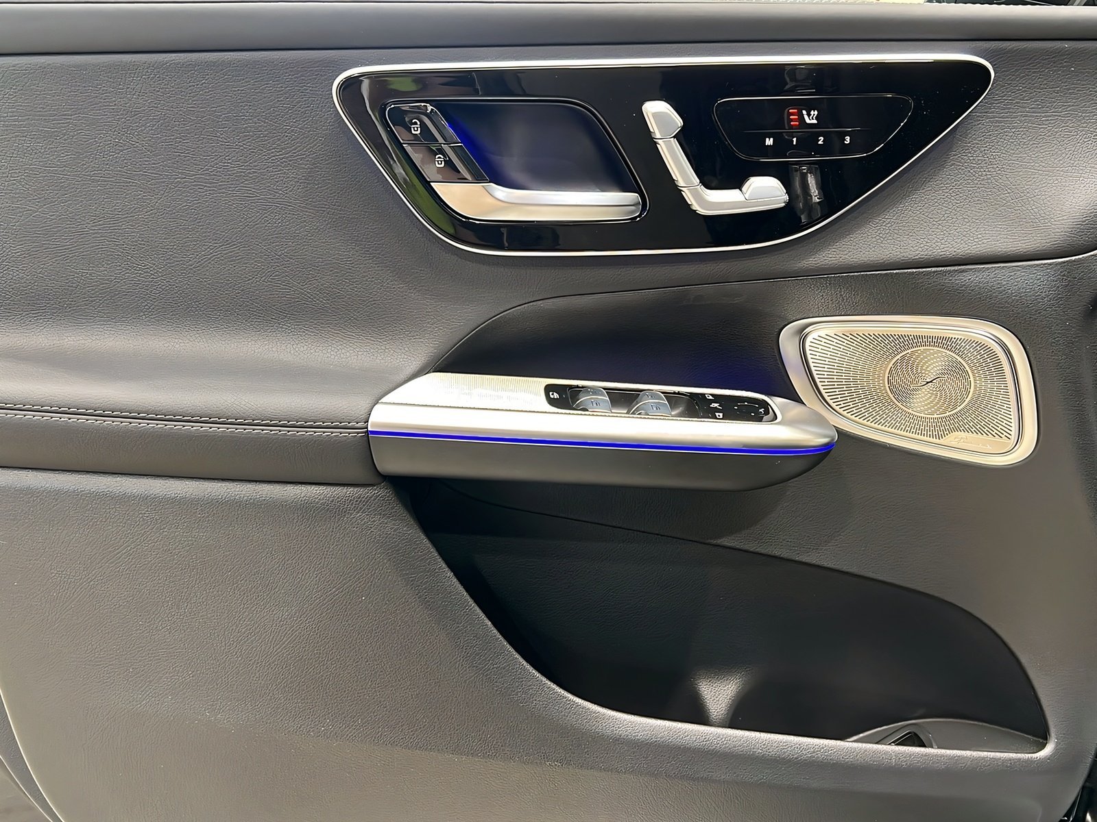 GLC 220 d 4M Coupé AMG+DIGITAL+Memo+Burm+AHK+360 Bild 13