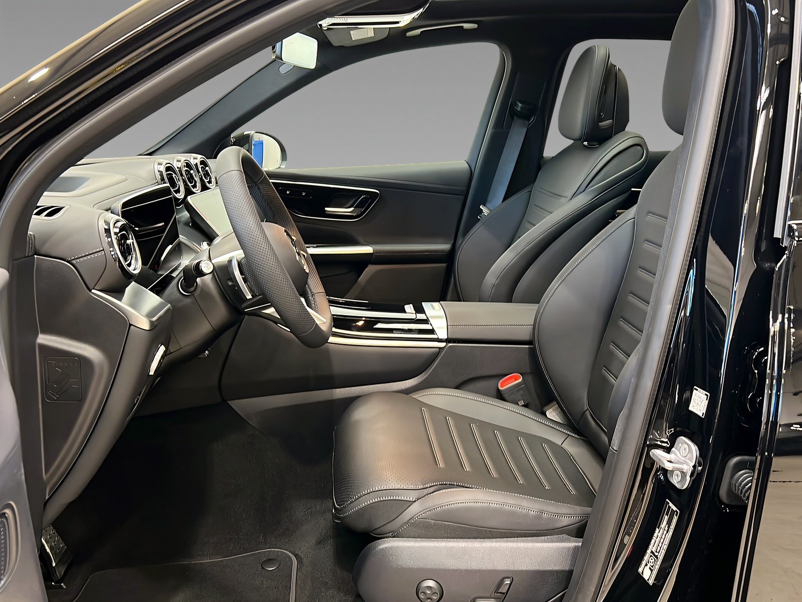 GLC 300 de 4M AMG+Leder+Pano+HuD+AHK+Sitzlüftung Bild 9
