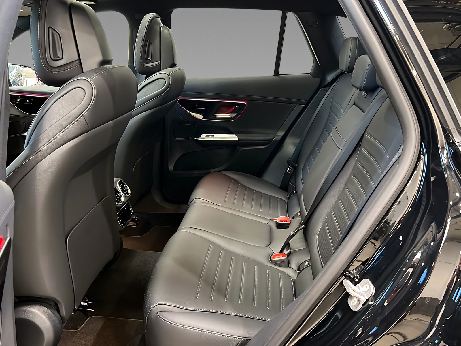 GLC 300 de 4M AMG+Leder+Pano+HuD+AHK+Sitzlüftung Bild 10
