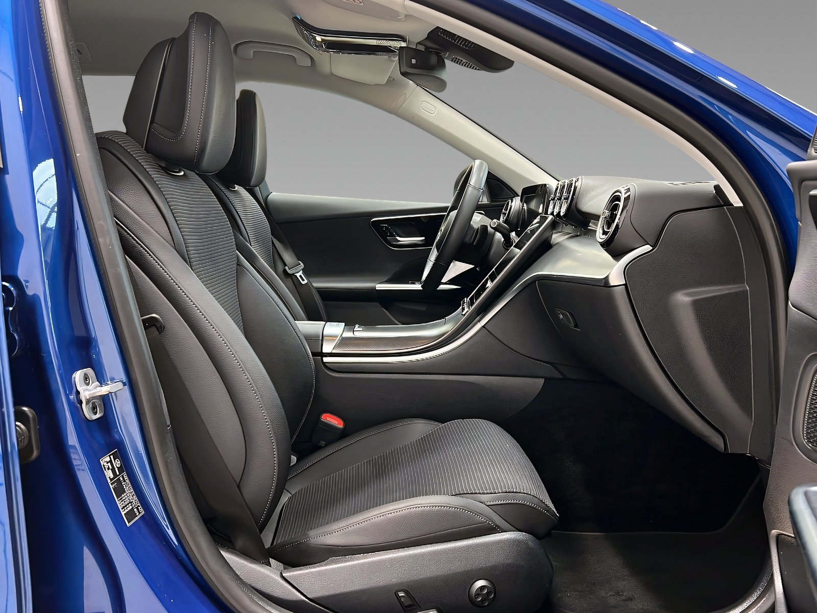 C 220 d T AVANTGARD+MBUX+Kamera+Ambiente+SHZ+AHK Bild 14