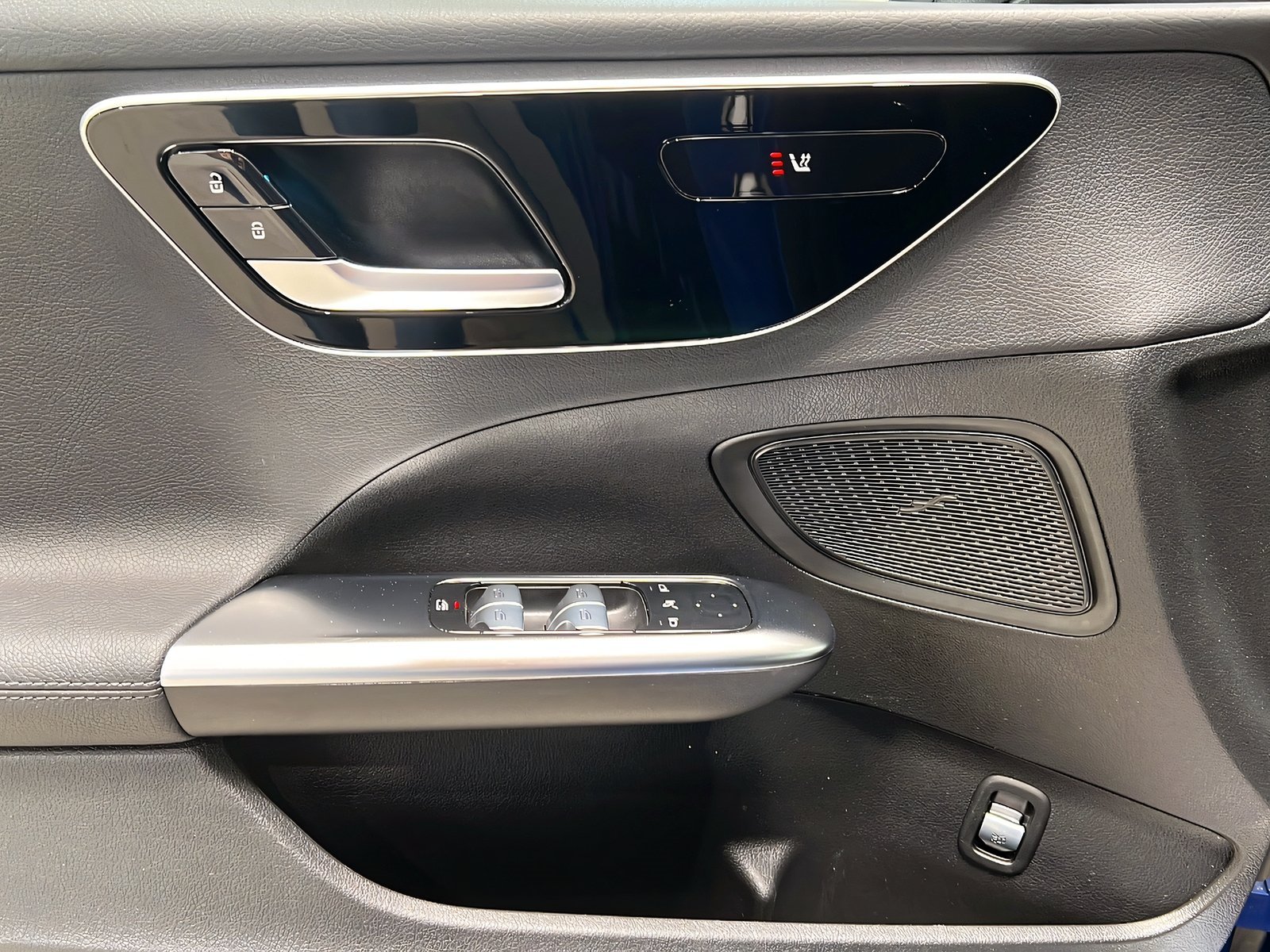 C 220 d T AVANTGARD+MBUX+Kamera+Ambiente+SHZ+AHK Bild 15