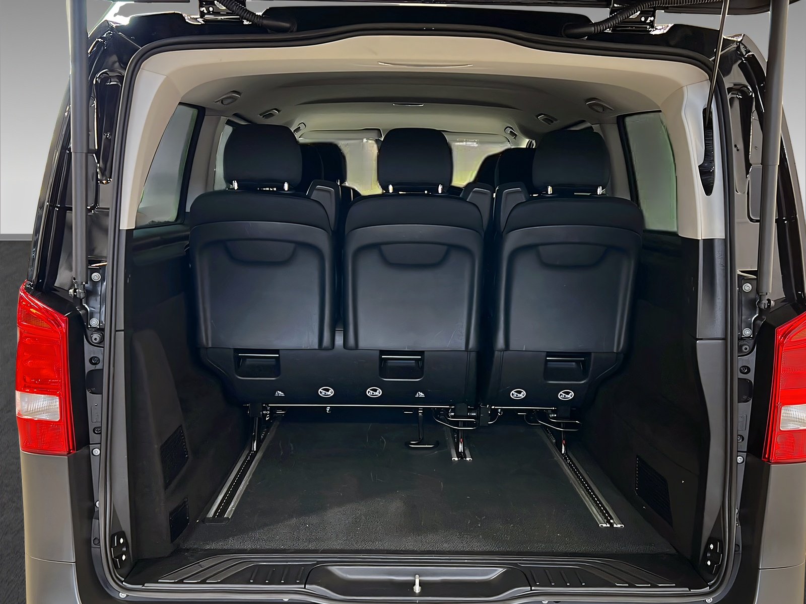 Vito Tourer PRO 116 CDI extralang 9-Si+Klima+AHK Bild 8
