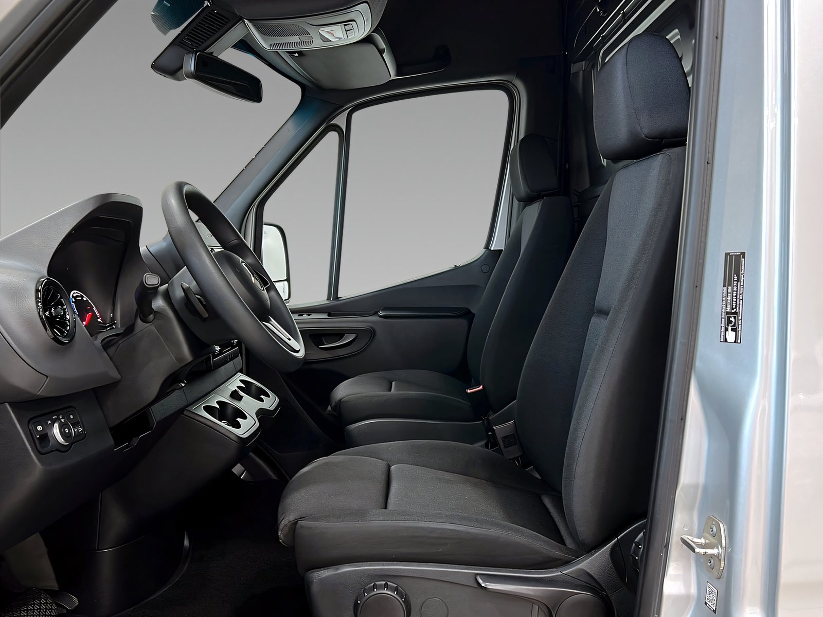 eSprinter Kasten 312 L2H2 Kamera+Warnleuchten Bild 9