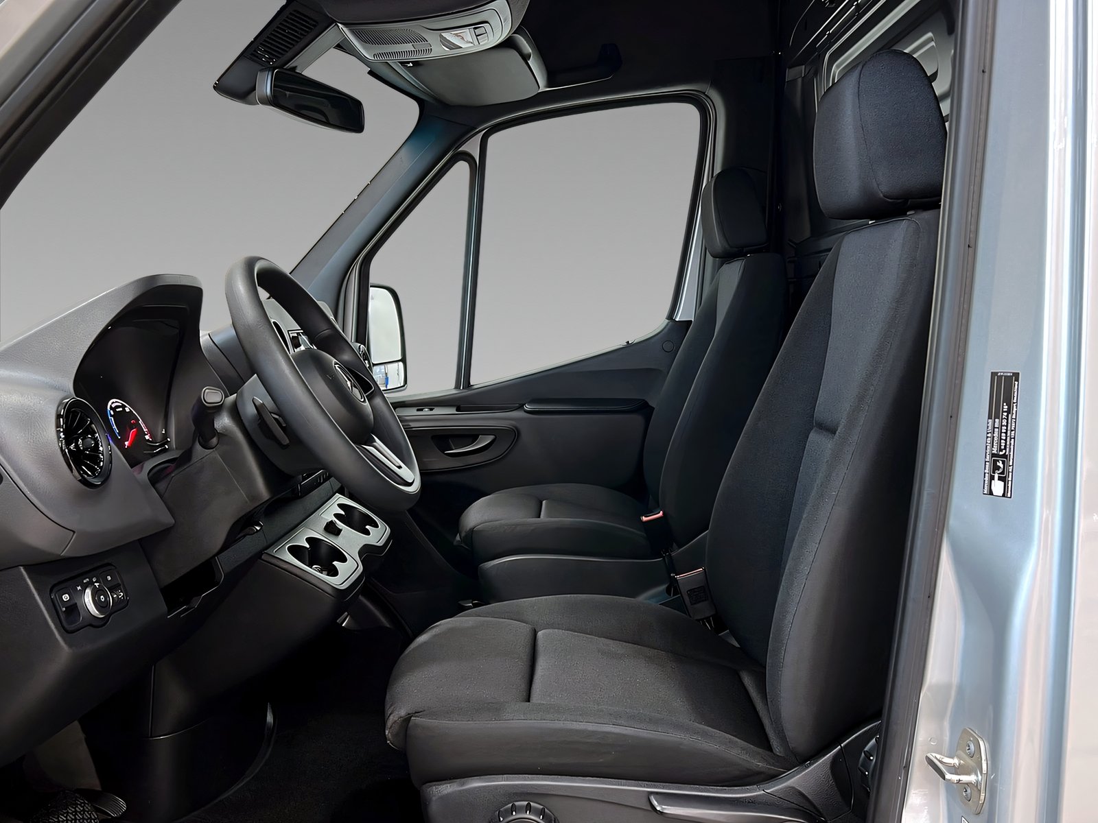 eSprinter Kasten 312 L2H2 Kamera+Warnleuchten Bild 10