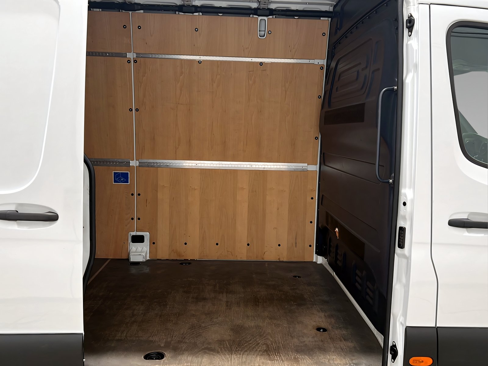 eSprinter Kastenwagen 312 L2H2 Kamera+Klima+SHz Bild 10