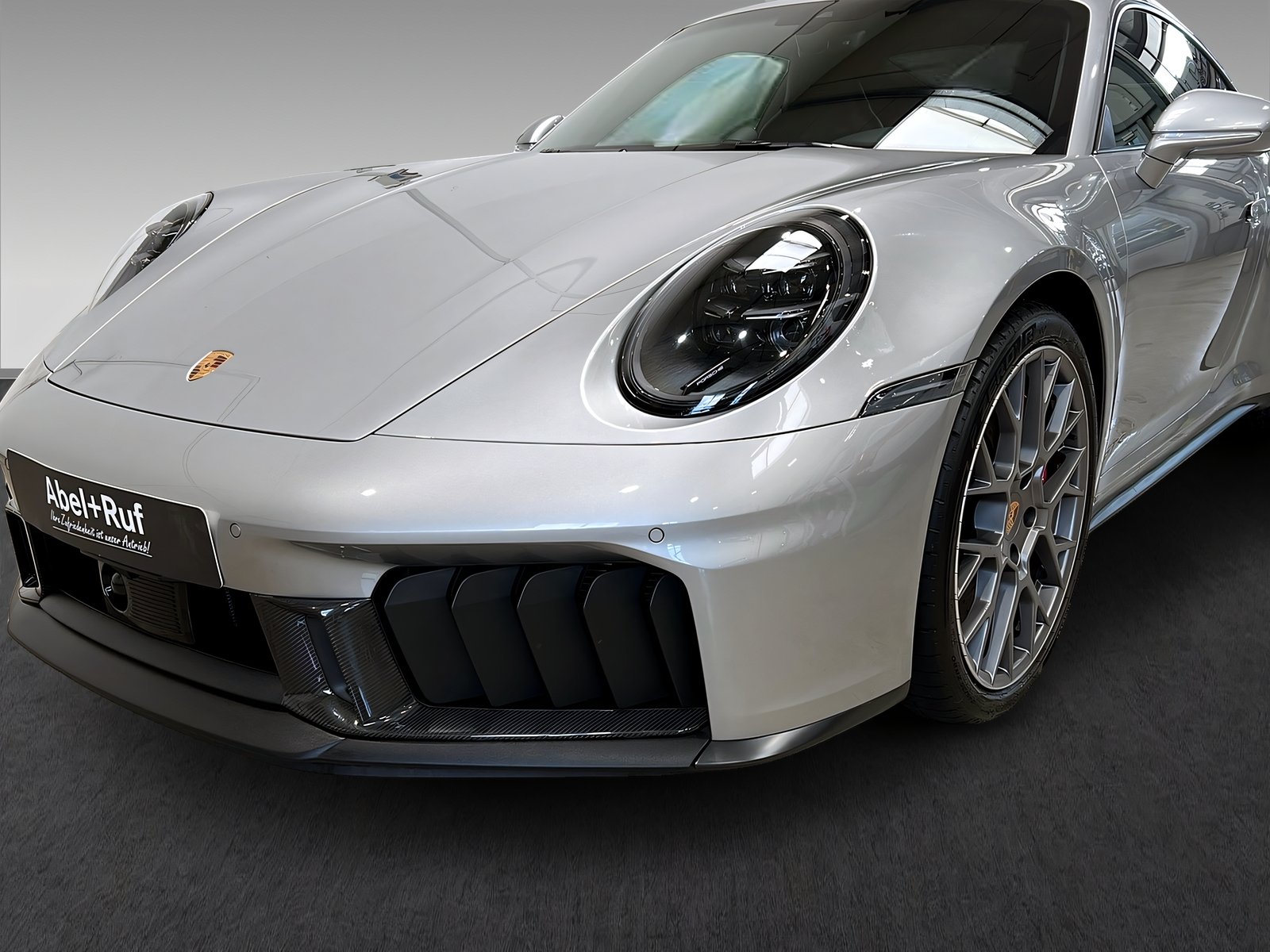 911 Carrera 3.6 GTS T-Hybrid OPF Schiebedach Bild 2