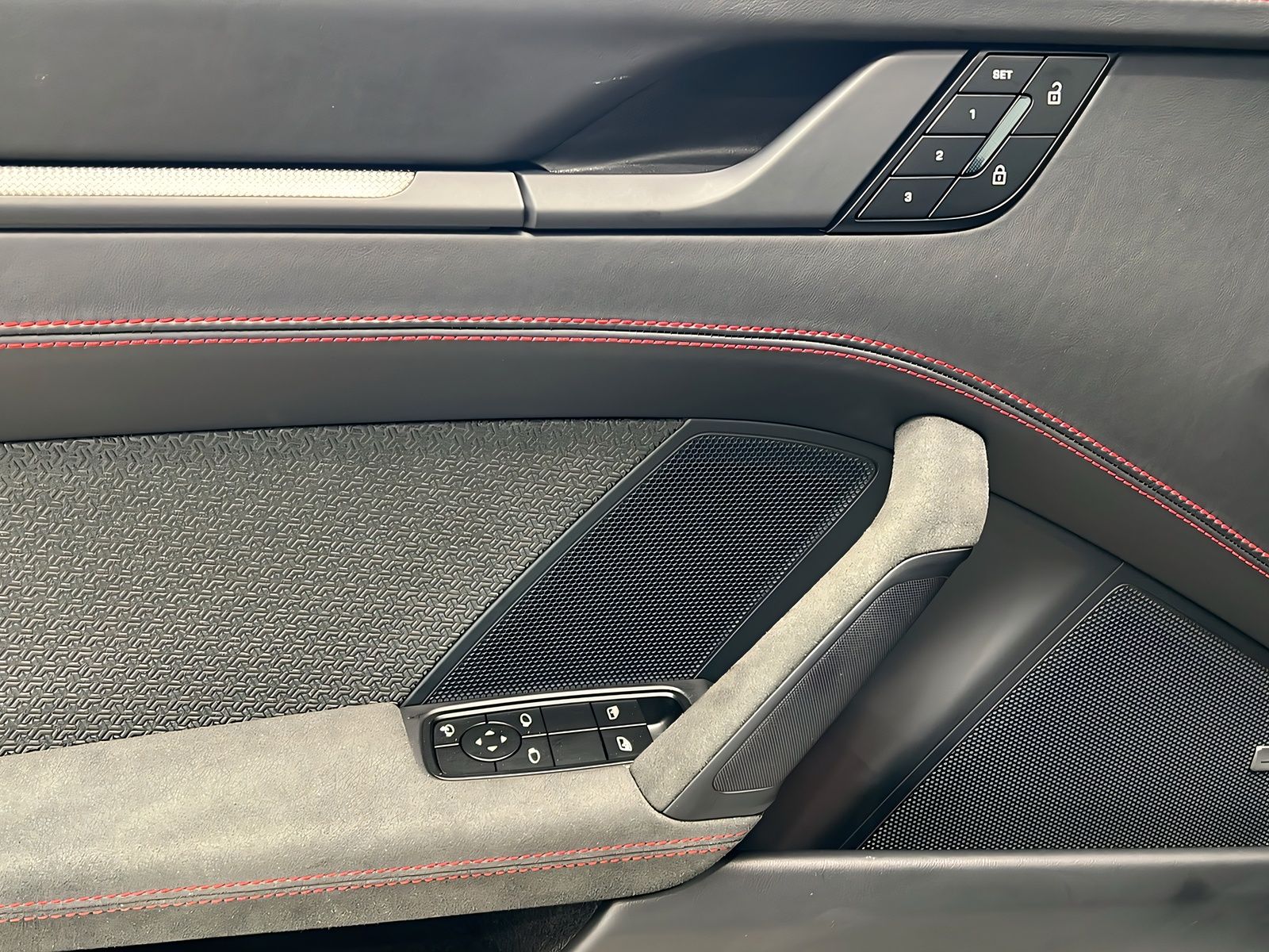 911 Carrera 3.6 GTS T-Hybrid OPF Schiebedach Bild 14