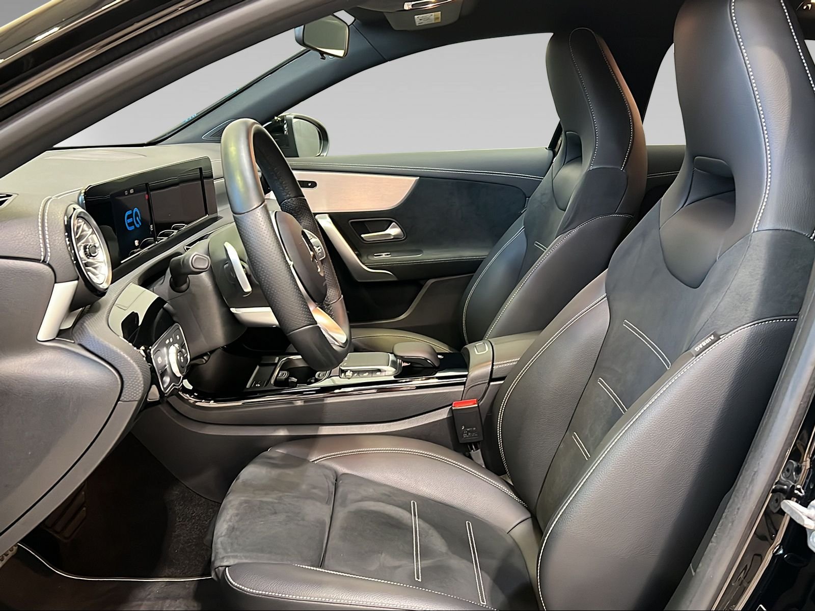 A 250e EDITION+AMG+MBUX+Kamera+CarPlay+Tempo+LED Bild 5