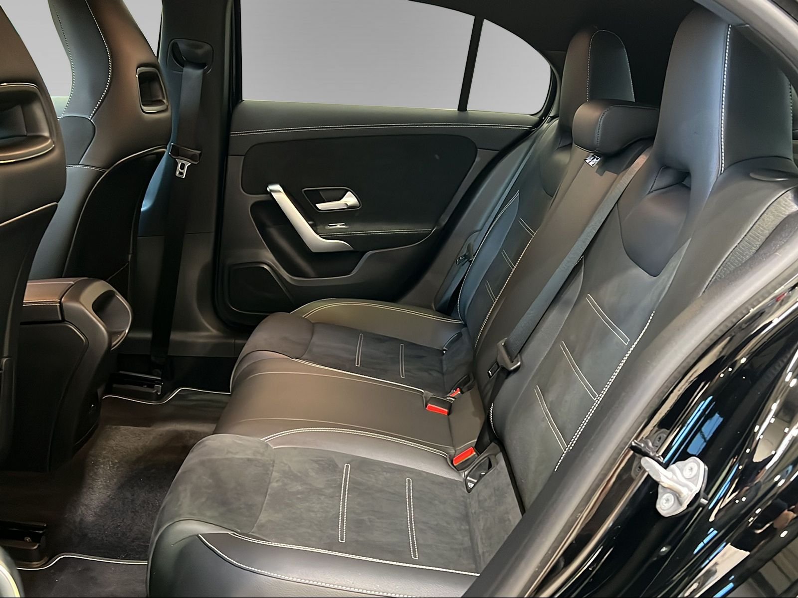 A 250e EDITION+AMG+MBUX+Kamera+CarPlay+Tempo+LED Bild 6