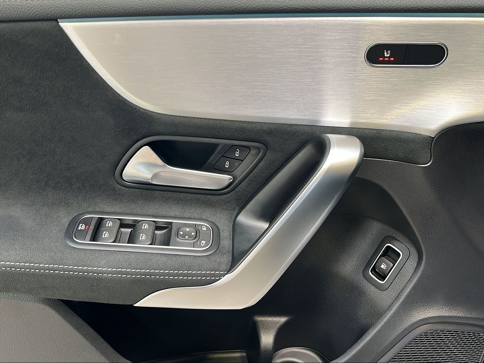 A 250e EDITION+AMG+MBUX+Kamera+CarPlay+Tempo+LED Bild 10