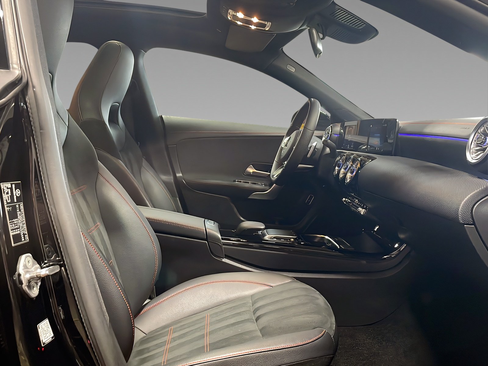 CLA 250 e SB AMG LED+Panorama+Kamera+SHZ+AHK Bild 12