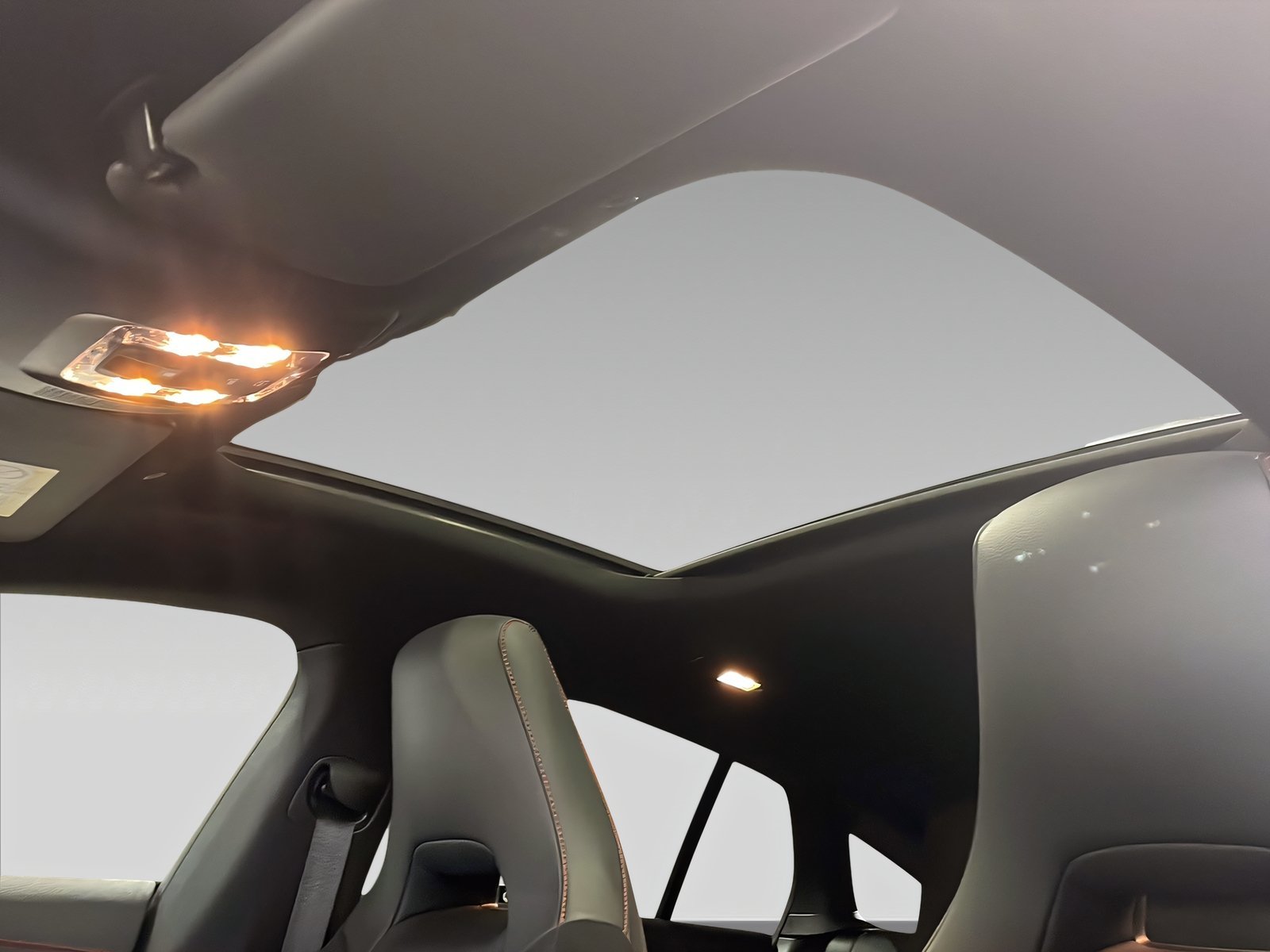CLA 250 e SB AMG LED+Panorama+Kamera+SHZ+AHK Bild 14