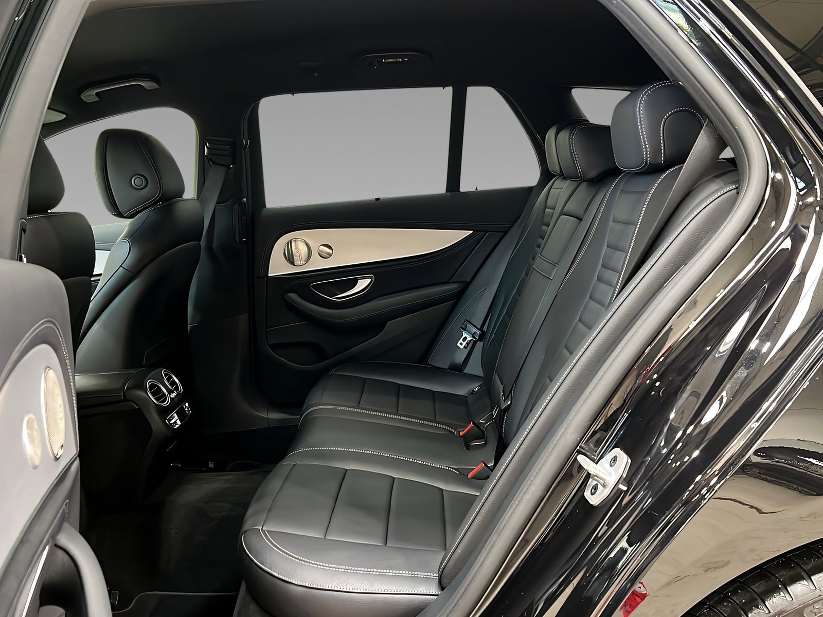 E 400 d 4M T AMG+MULTI+DISTRO+Burme+StHz+HuD+AHK Bild 10