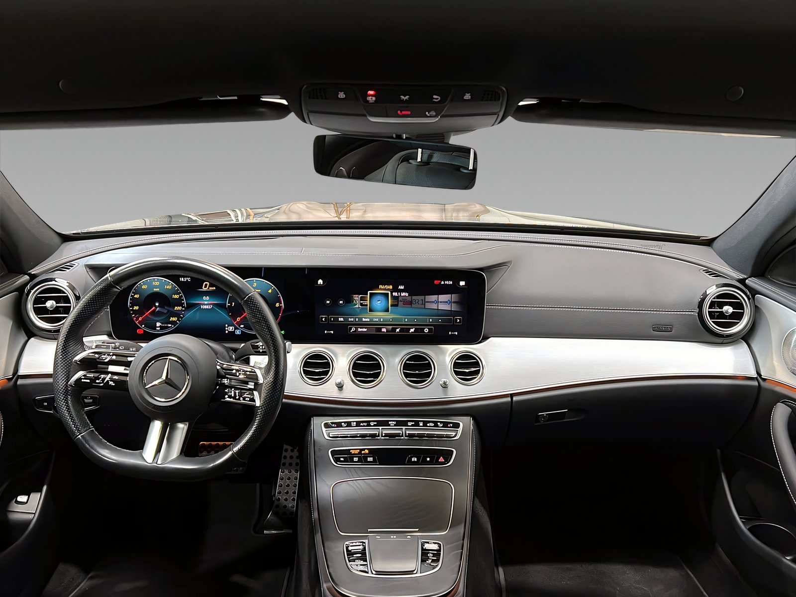 E 400 d 4M T AMG+MULTI+DISTRO+Burme+StHz+HuD+AHK Bild 11