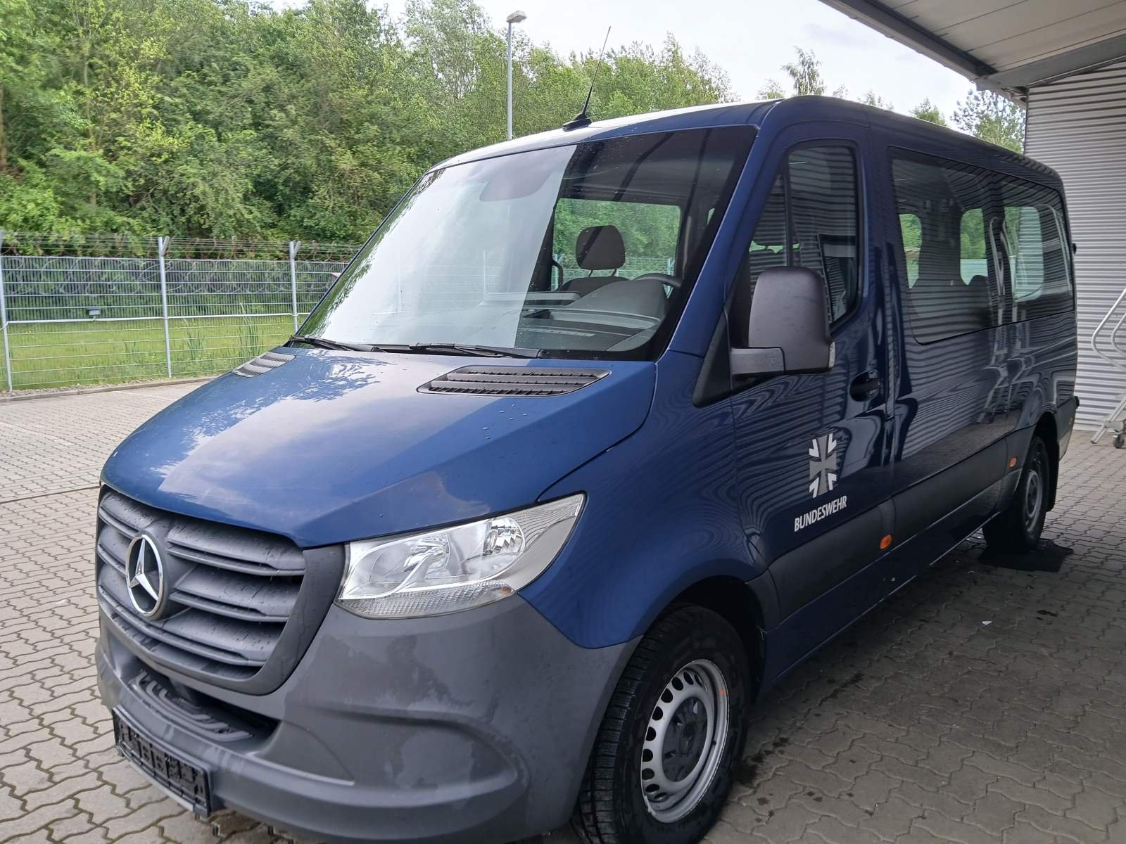 Sprinter Tourer 314 CDI L2H1 8-Sitzer+AHK+Klima Bild 1