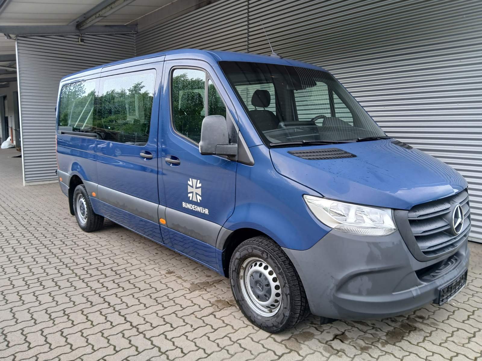 Sprinter Tourer 314 CDI L2H1 8-Sitzer+AHK+Klima Bild 3