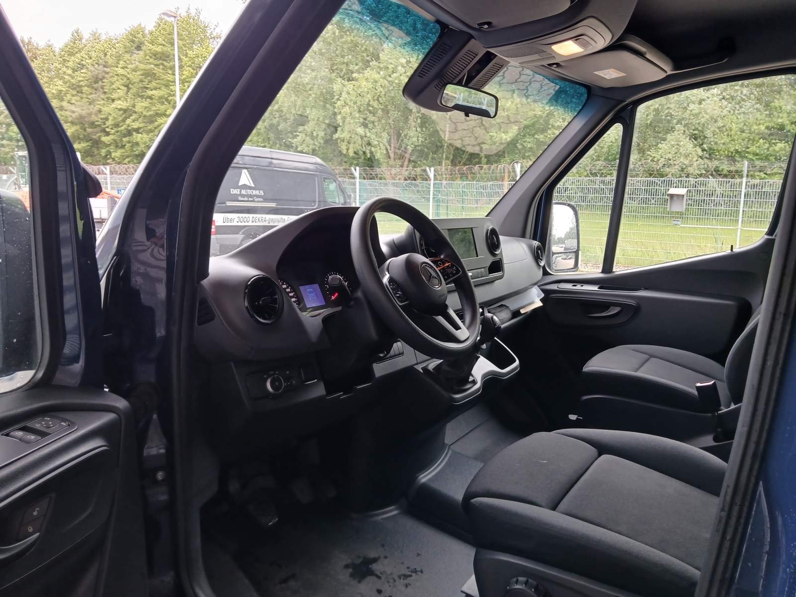 Sprinter Tourer 314 CDI L2H1 8-Sitzer+AHK+Klima Bild 11