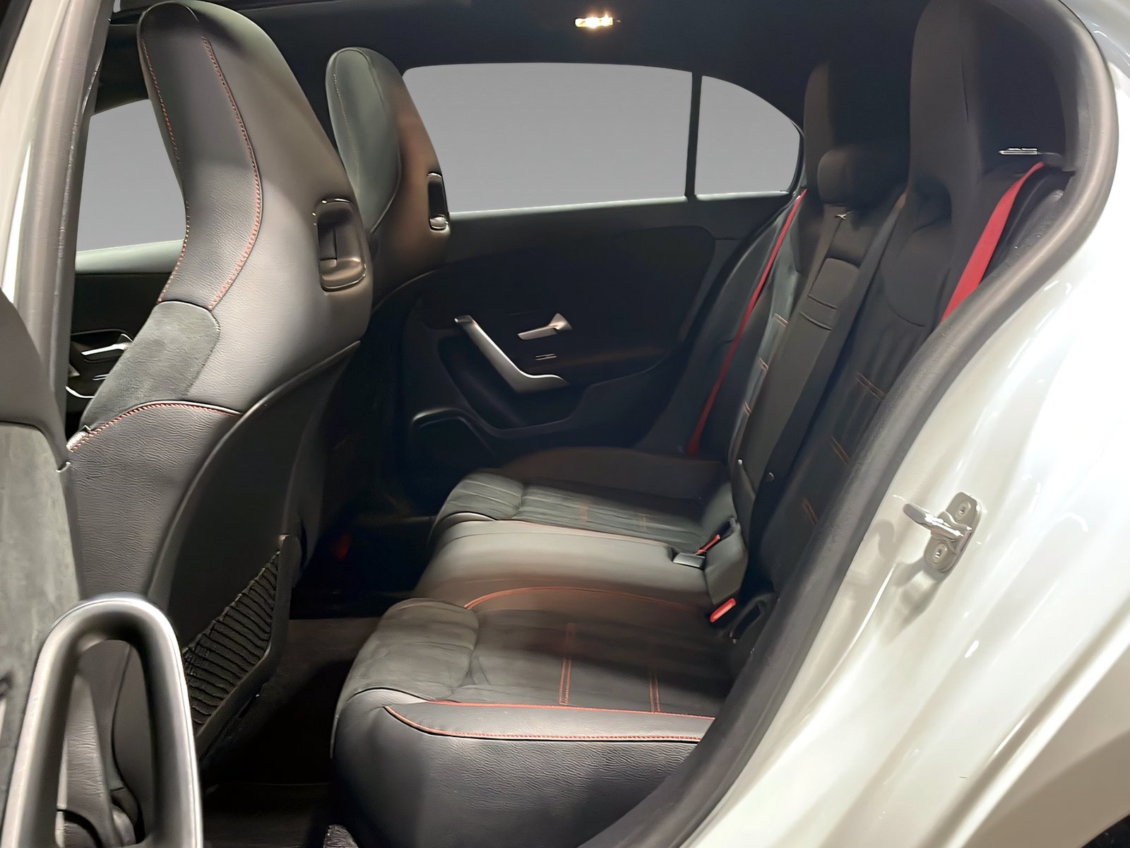 A 35 AMG 4MATIC MULTIBEAM+NIGHT+Panorama+Kamera Bild 10