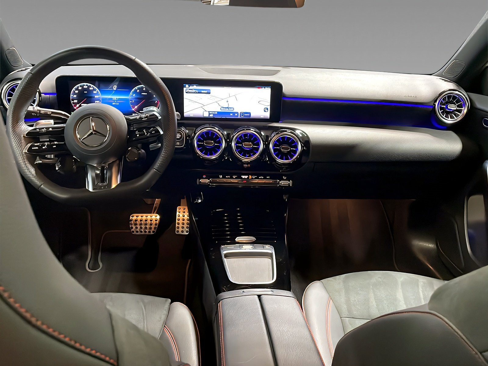 A 35 AMG 4MATIC MULTIBEAM+NIGHT+Panorama+Kamera Bild 11