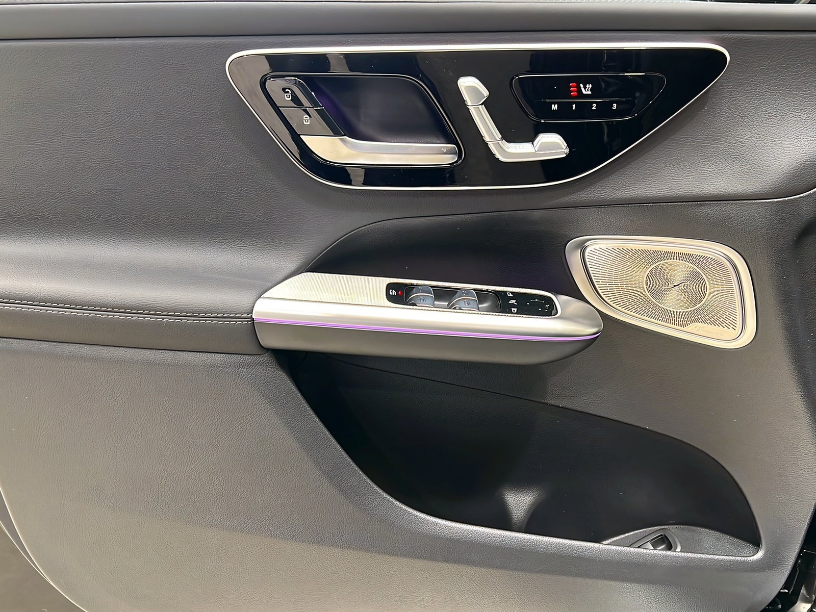 GLC 300 de 4M AMG+Memo+Burme+Pano+LrHz+AHK+360° Bild 13