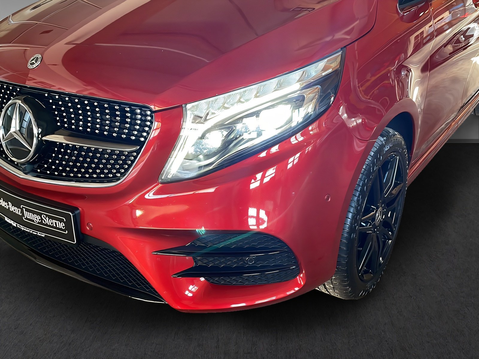 V 300 d Edition kompakt AMG+LED+DISTR+NIGHT+AHK Bild 3